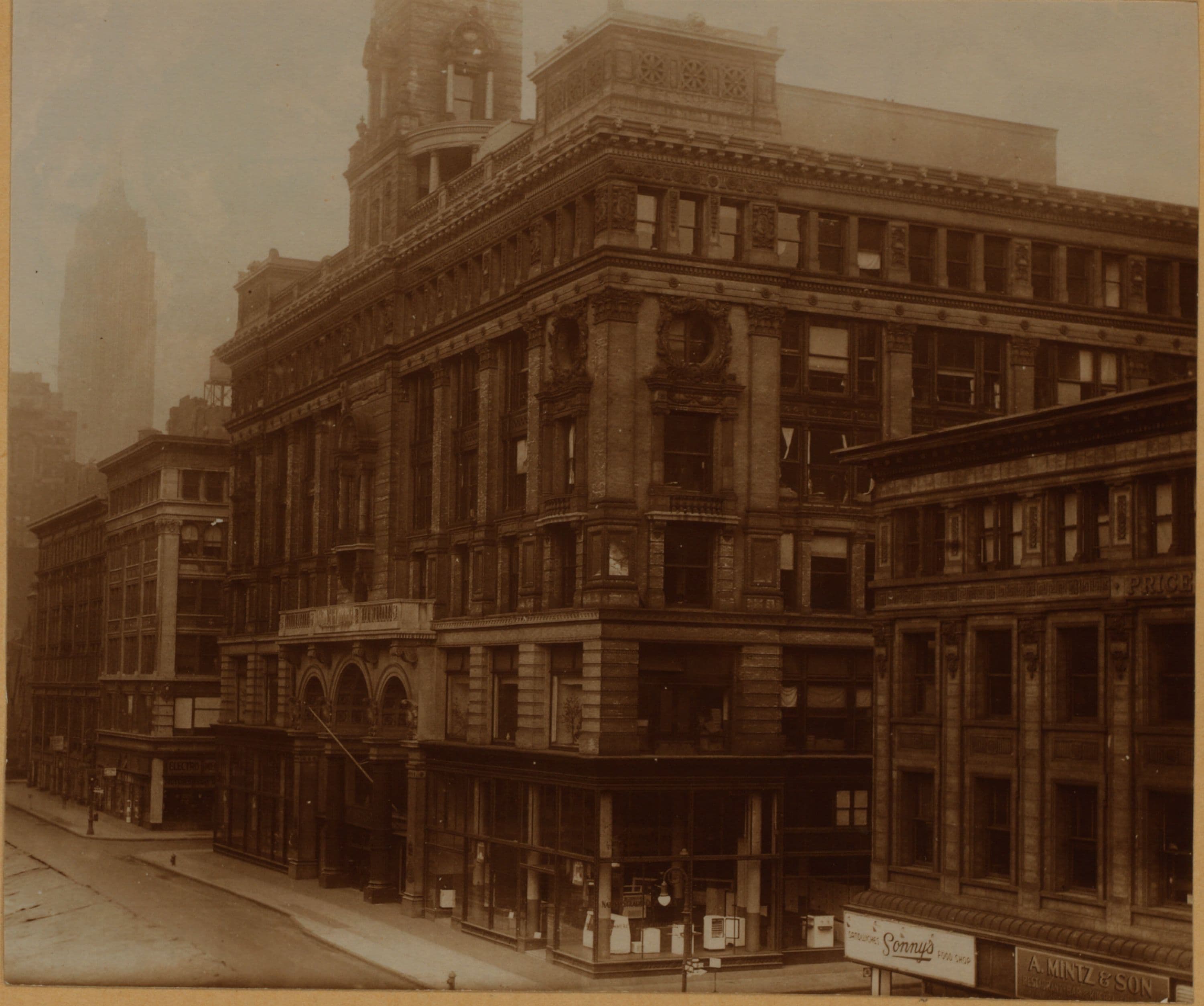 Manhattan: 6th Avenue - 18th Street (West)