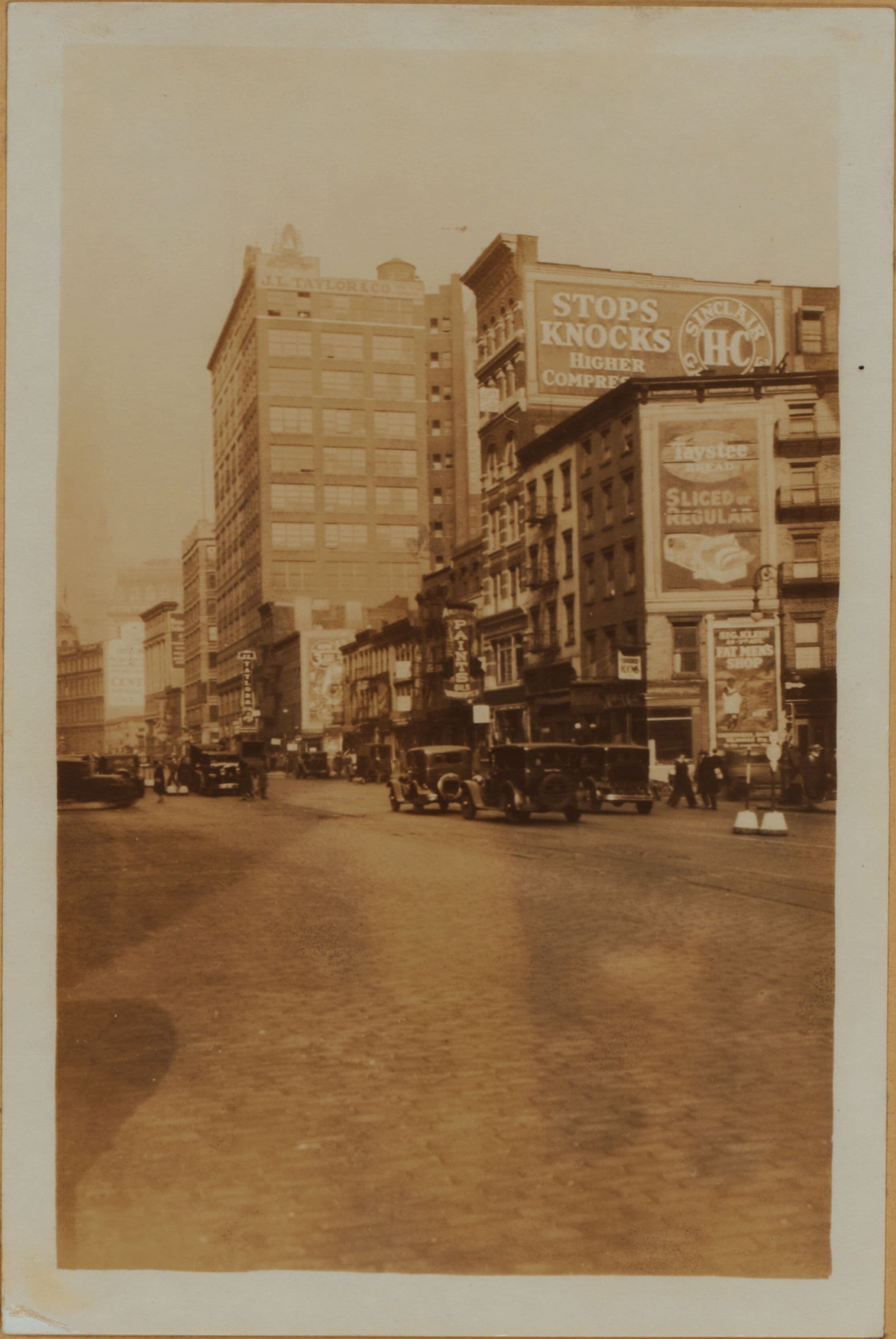 Manhattan: 4th Avenue - 10th Street, 1930
