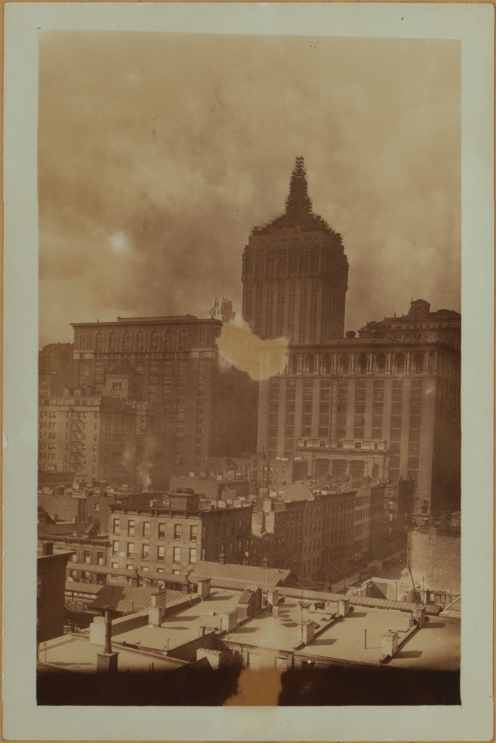General View - Manhattan - 48th Street - 3rd Avenue.