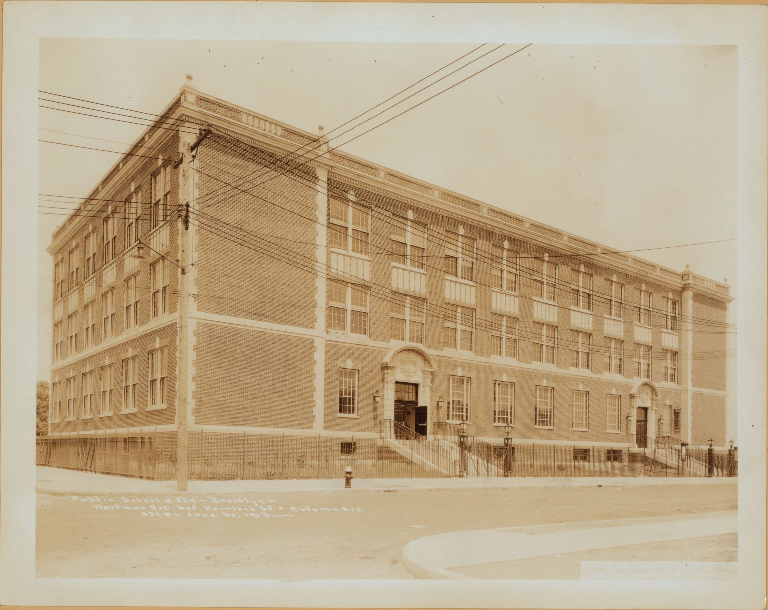 Brooklyn: Wortman Ave. - Hemlock St.
