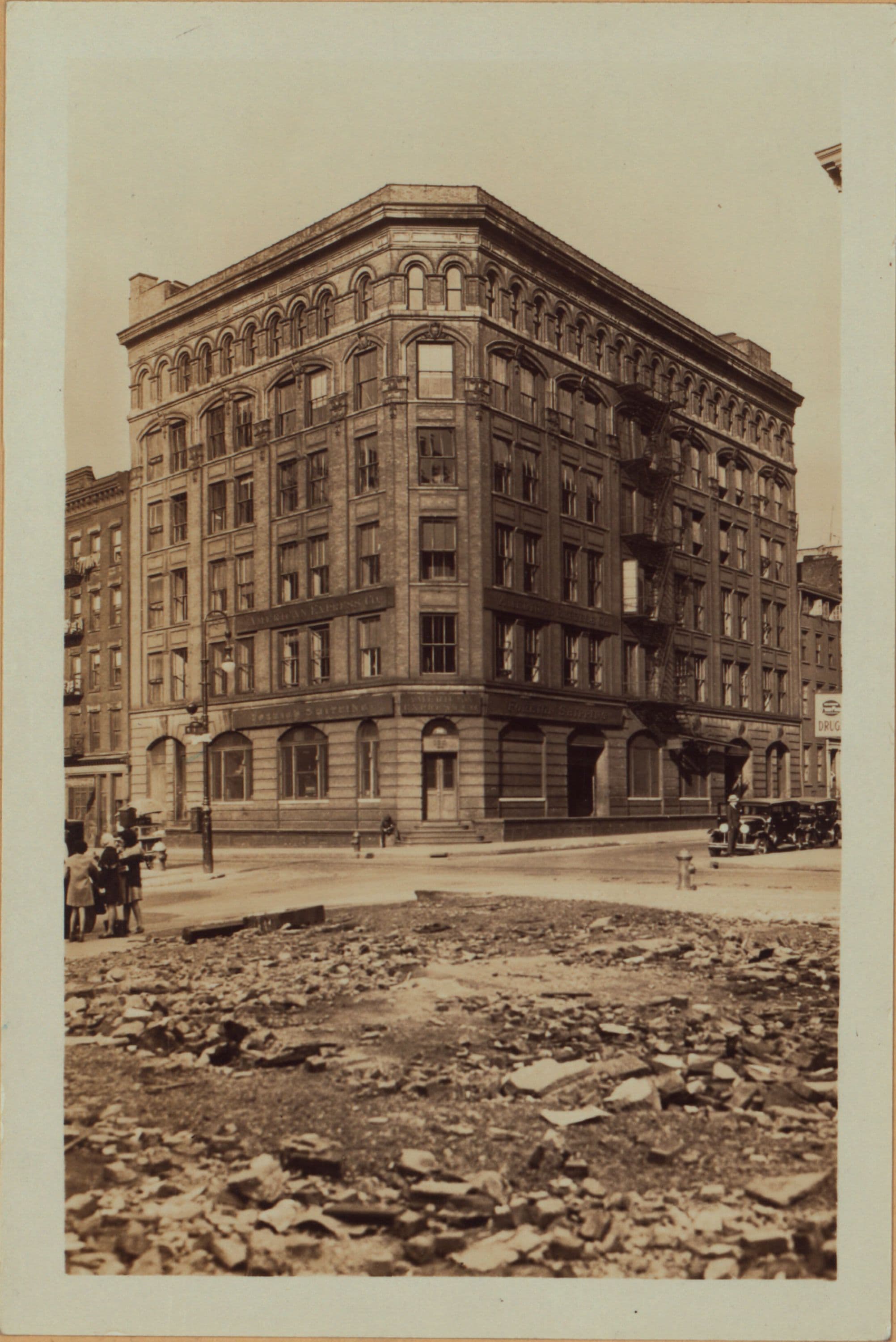 Manhattan: Washington Street - 11th Street (West)