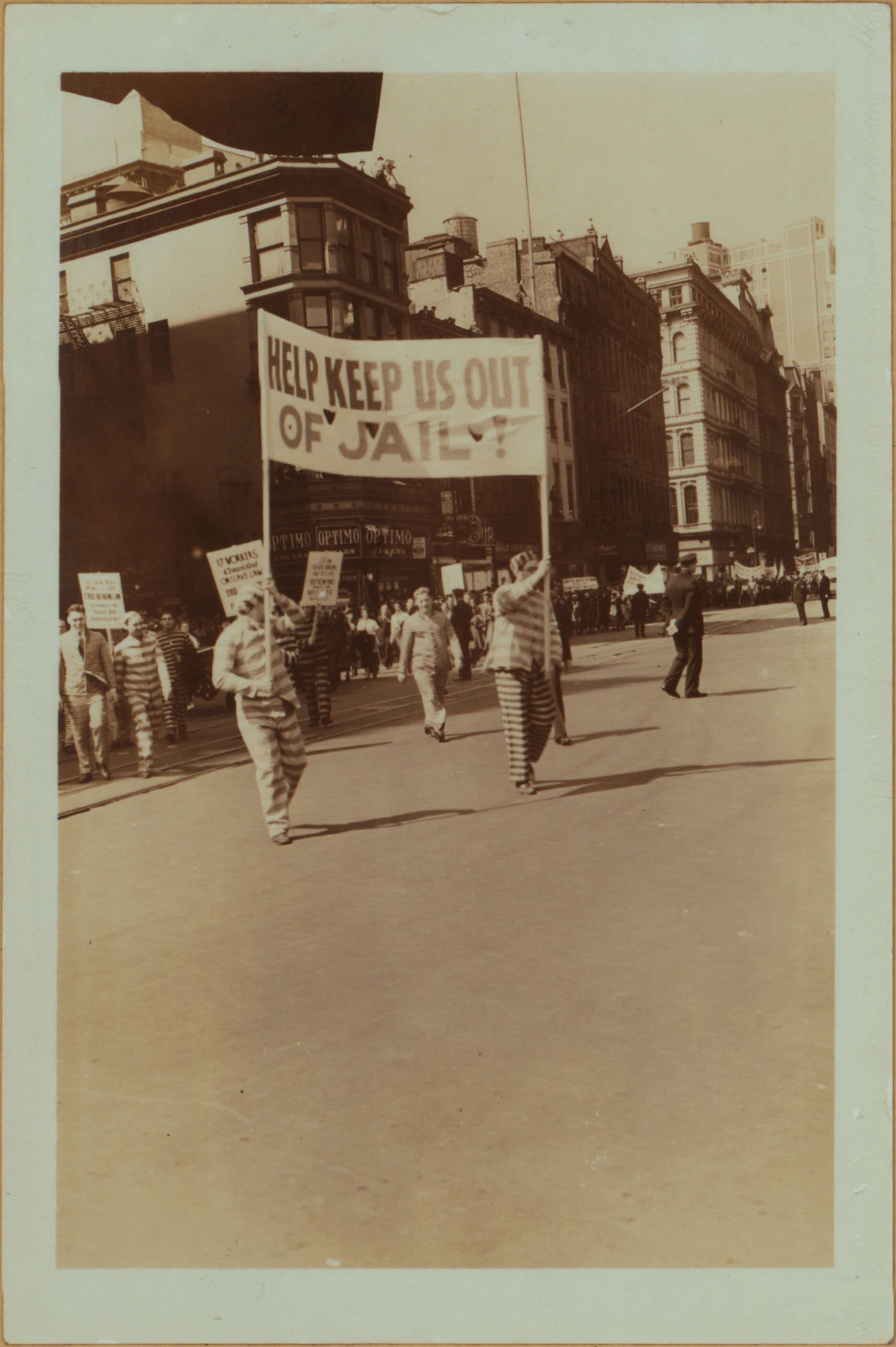 Celebrations - Parades - Municipal Events - Communist Demonstration.
