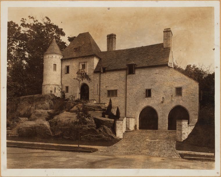 Bronx: Grosvenor Avenue - 250th Street (West)