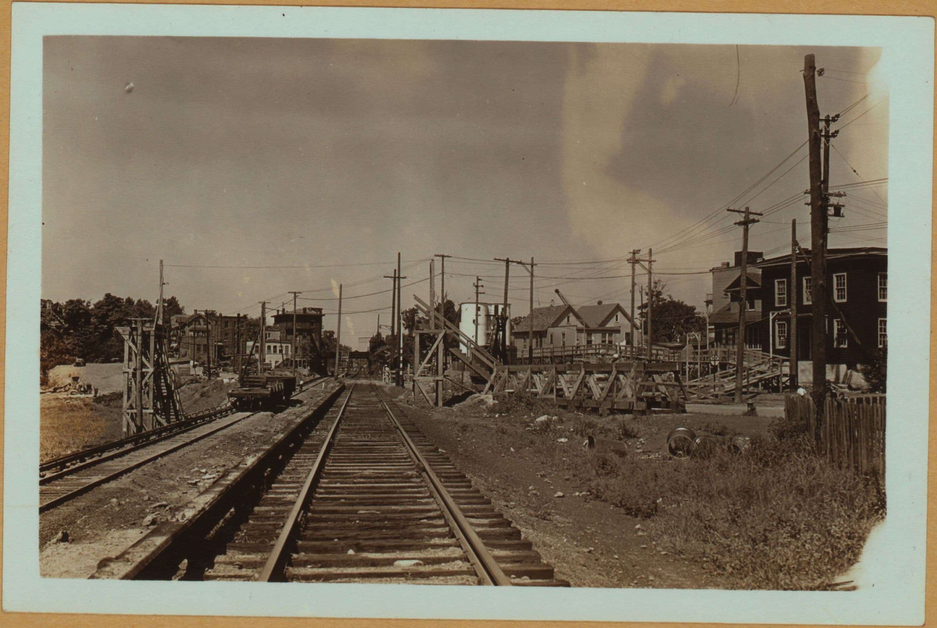 Richmond: Tompkins Avenue - School Road