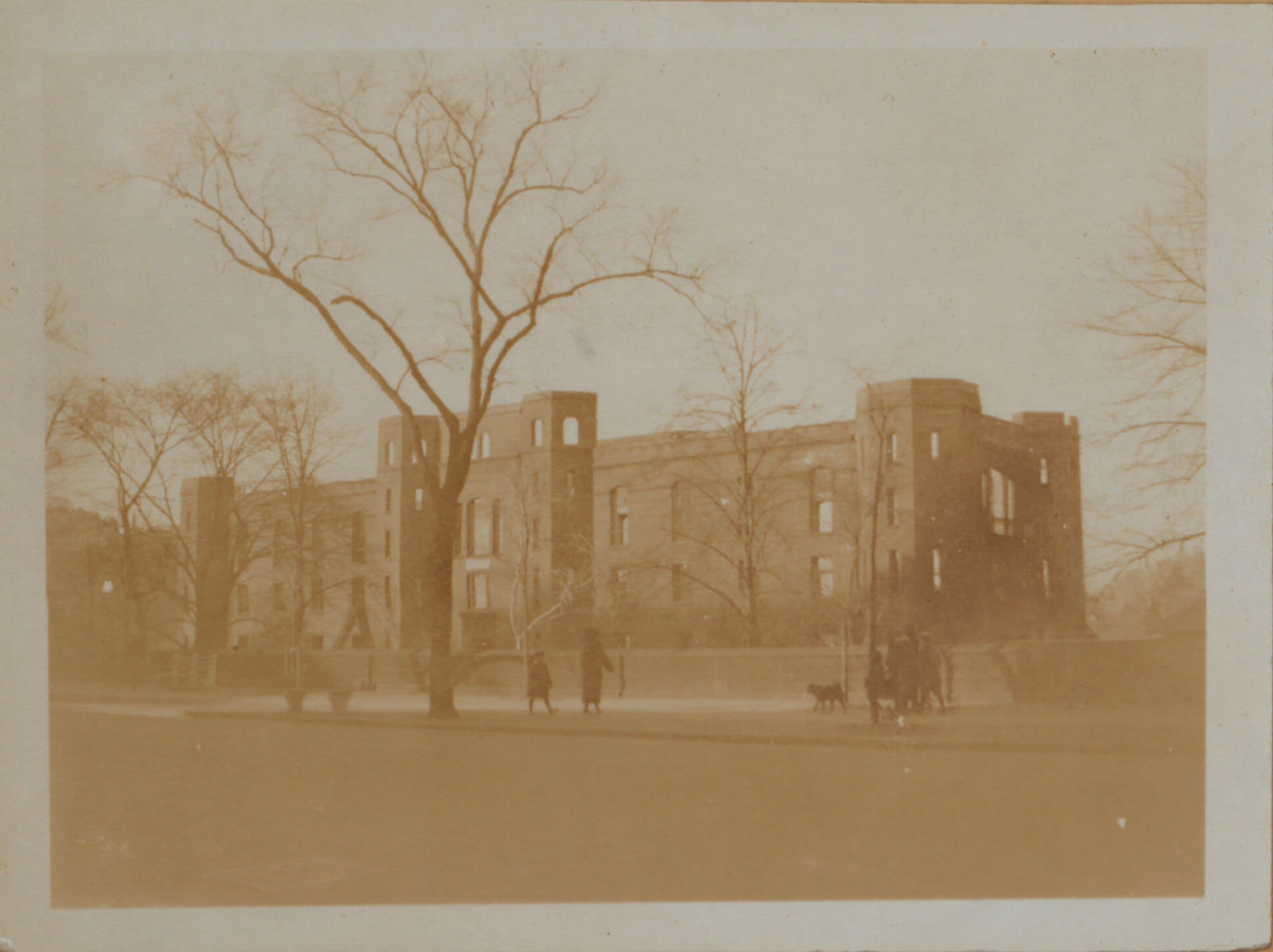 Manhattan: Central Park - [View of the Arsenal Building.]