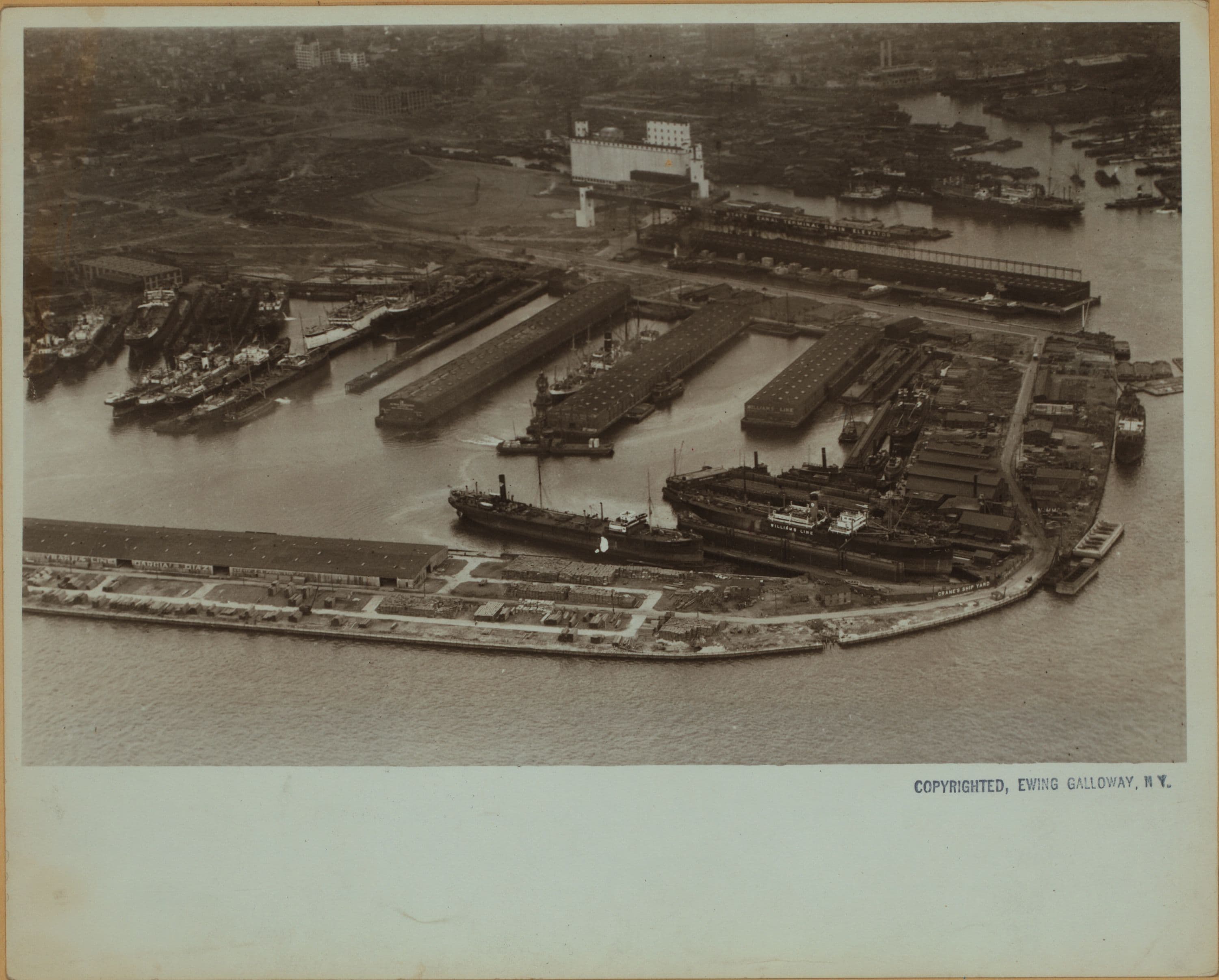 Erie Basin - Brooklyn - [New York Bay - Between Gowanus Bay and Beard Street.]
