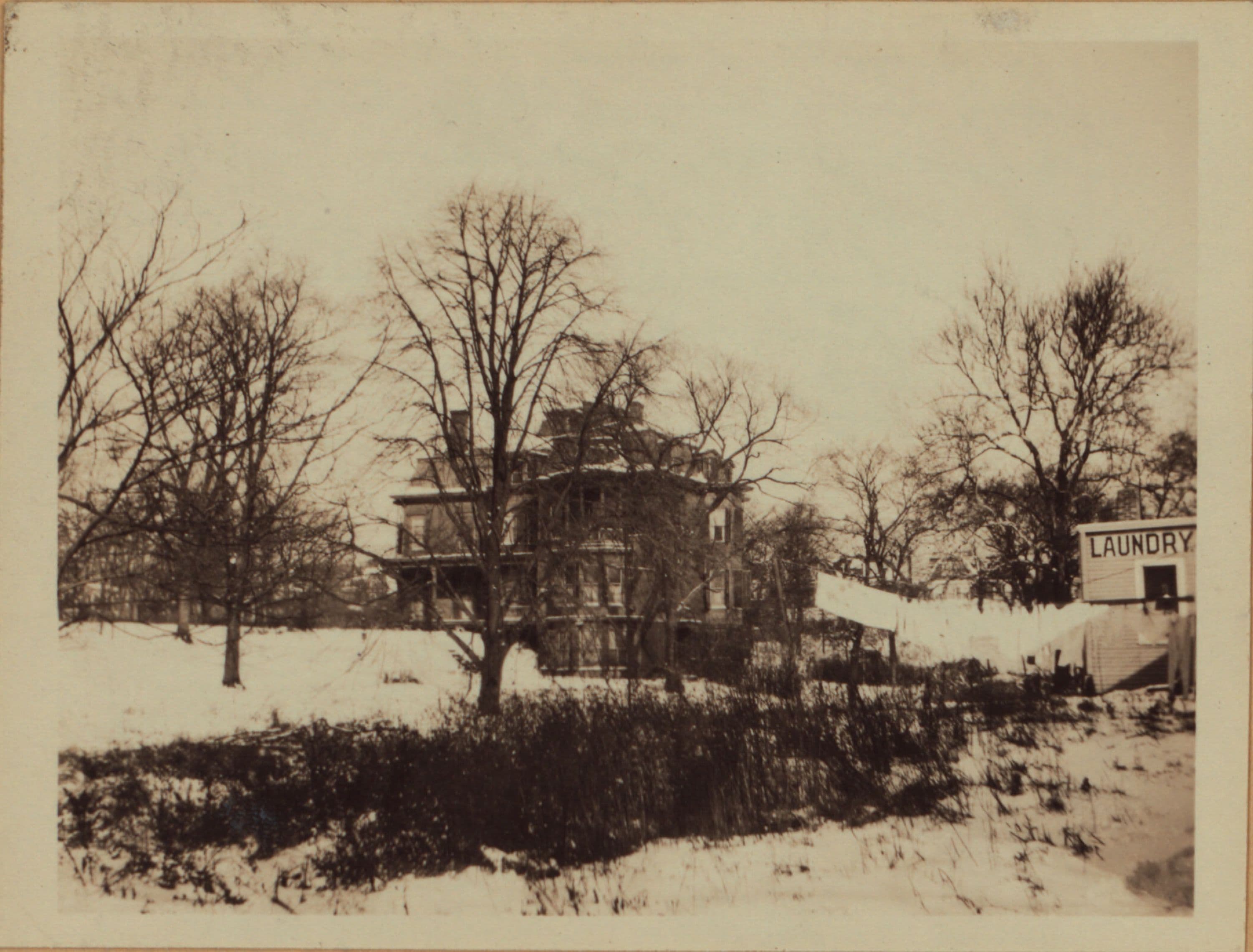 Queens: Macnish Street - Elmhurst Avenue