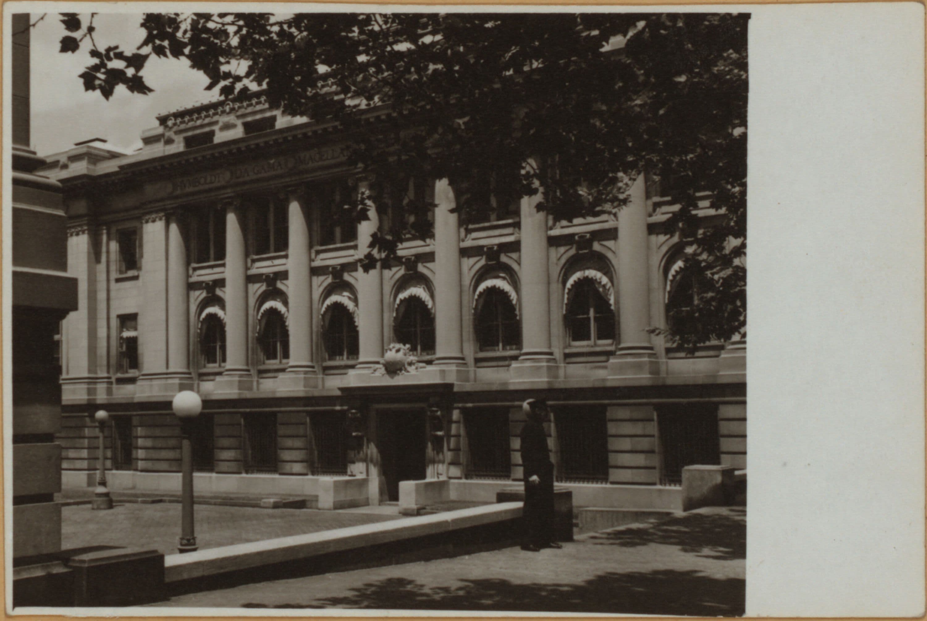 Manhattan: Broadway - 165th Street (West)