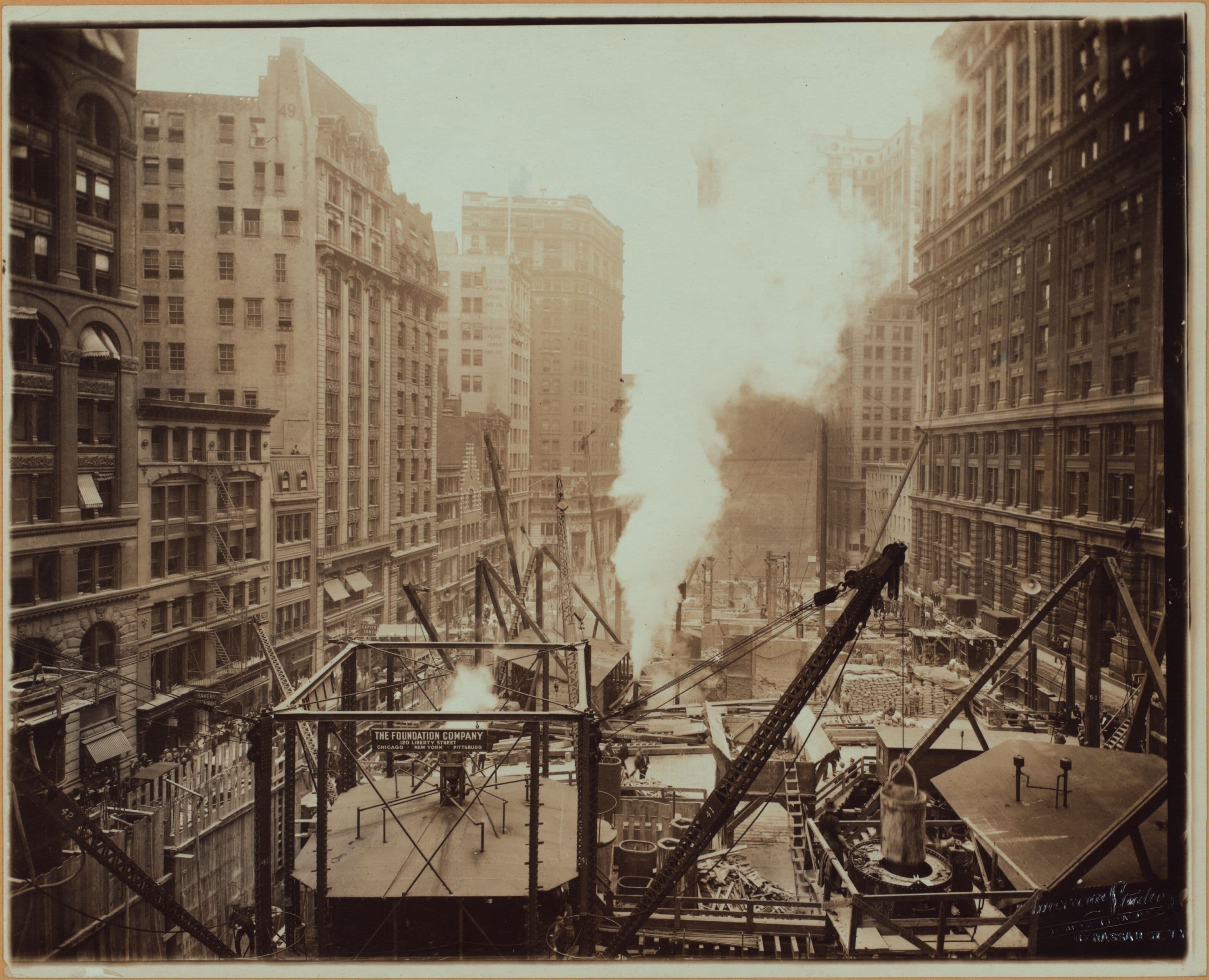 Manhattan: Nassau Street - Liberty Street