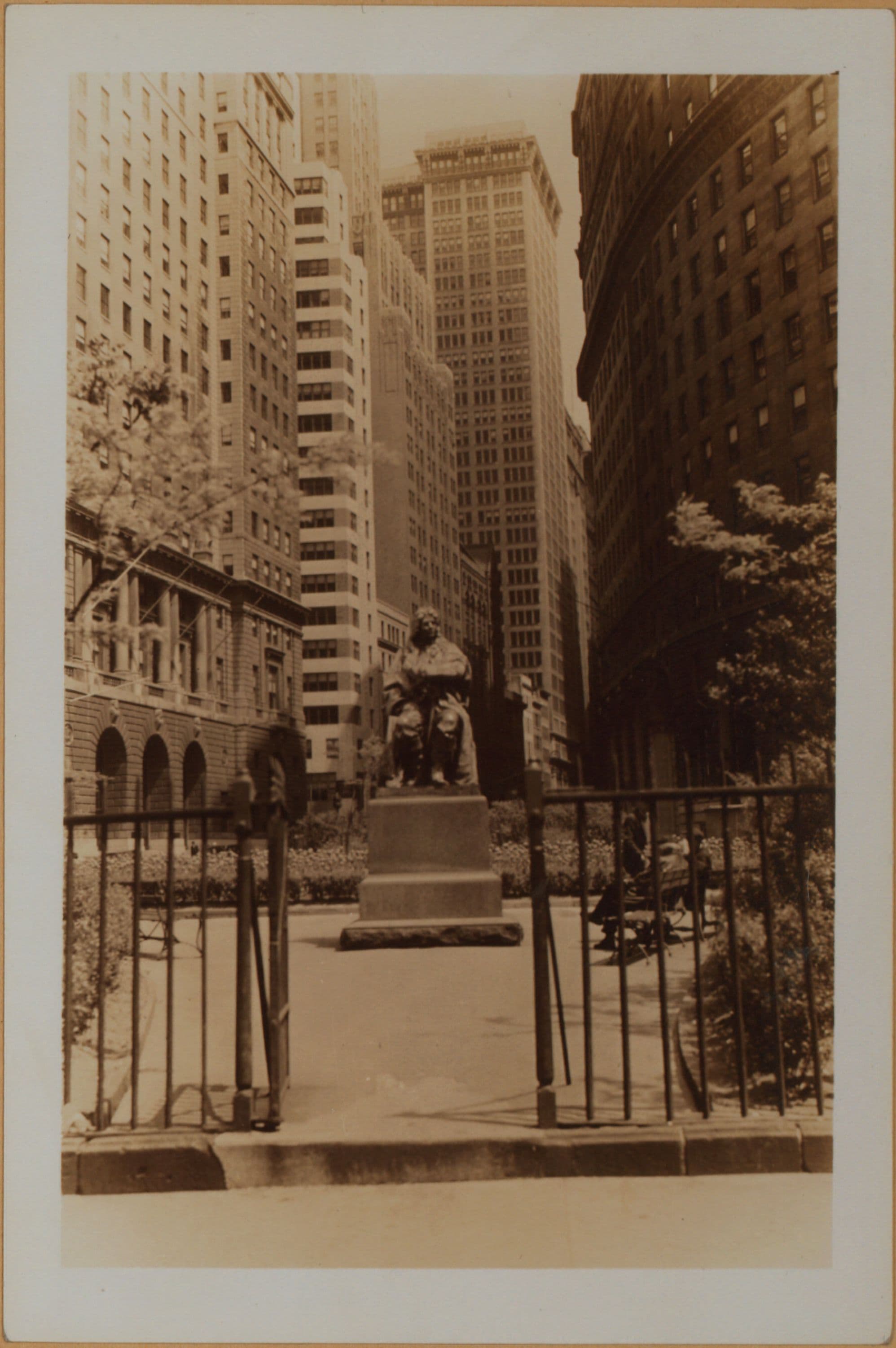 Manhattan: Broadway - Battery Place
