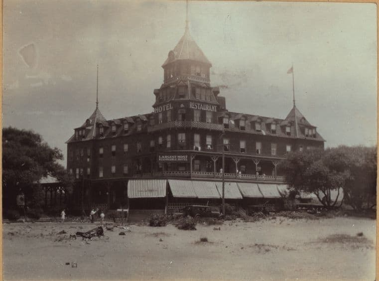 Queens: Seaside Avenue - Beach Channel Drive