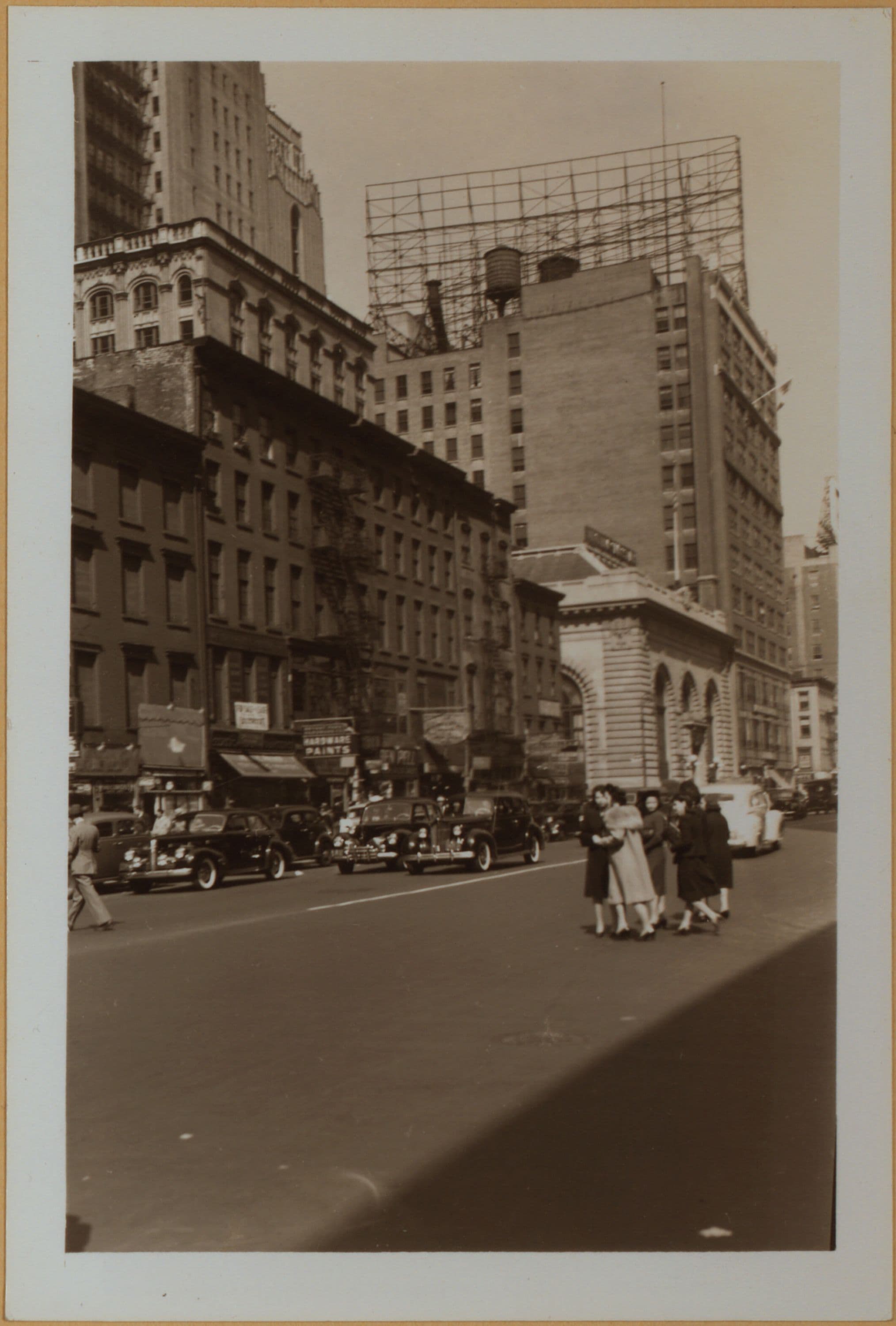 Manhattan: 6th Avenue - 38th Street