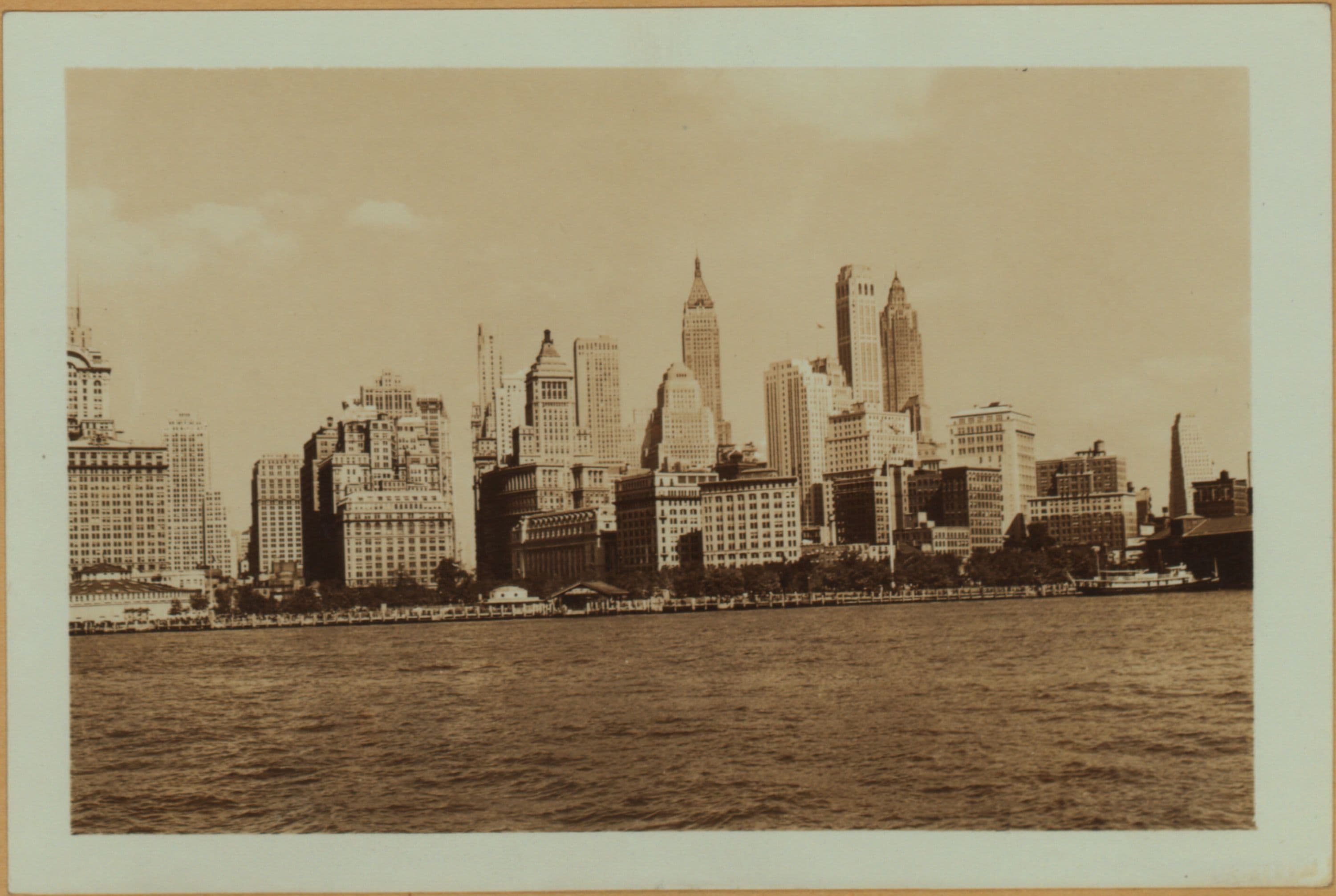 North (Hudson) River - Shore and skyline - Manhattan - Battery - 14th Street - [United States Barge Office - New York Aquarium.]