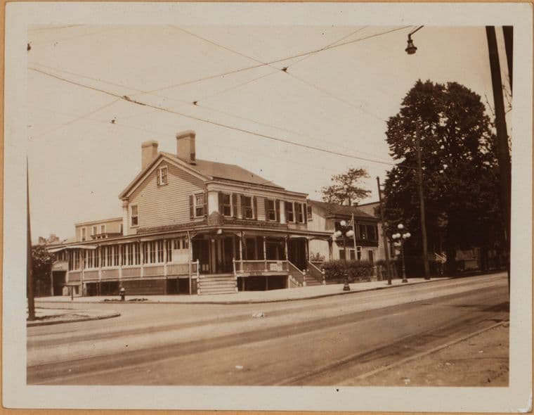 Brooklyn: 4th Avenue - 100th Street