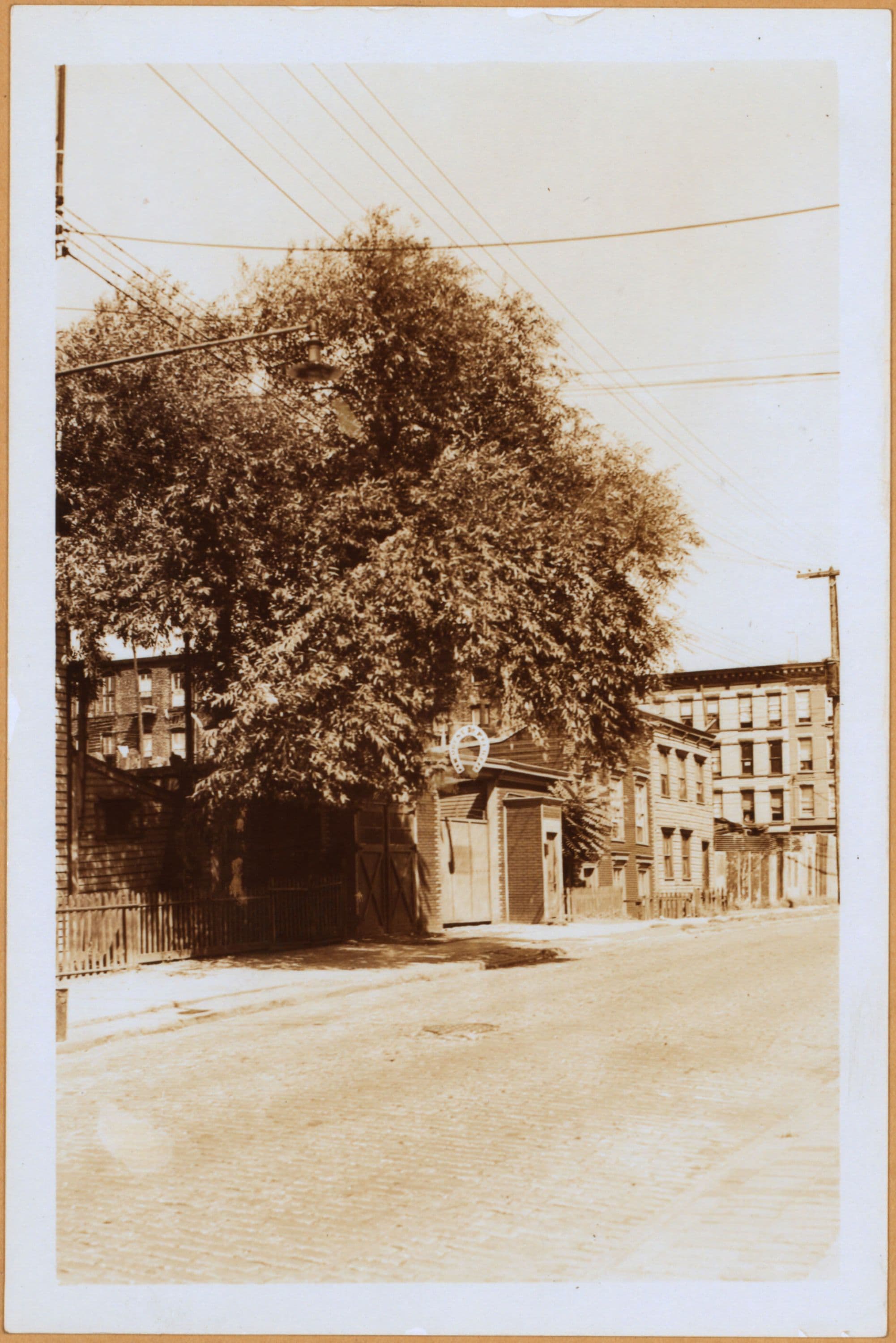 Brooklyn: 9th Street (West) - Hicks Street