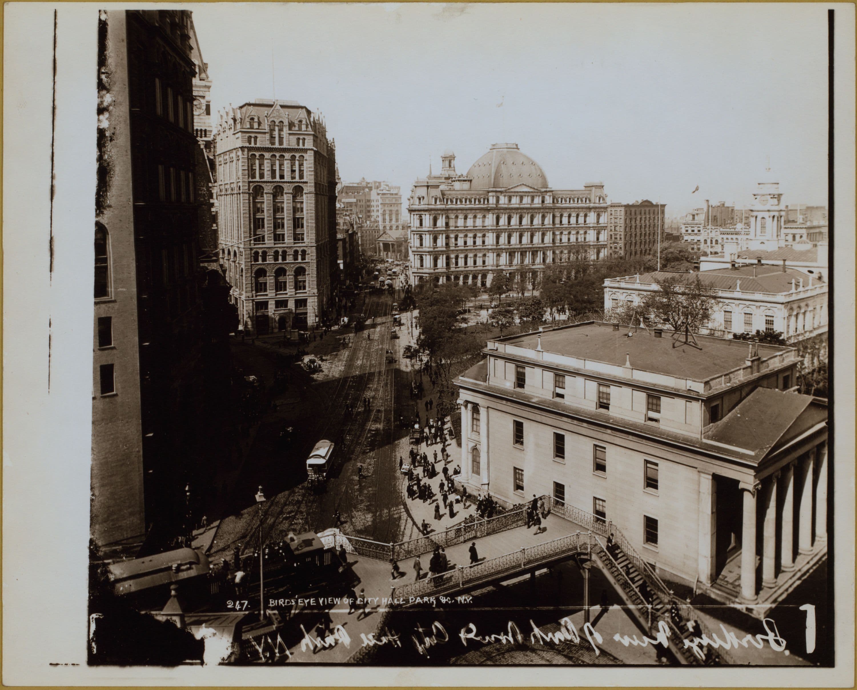 Manhattan: City Hall Park., 1945