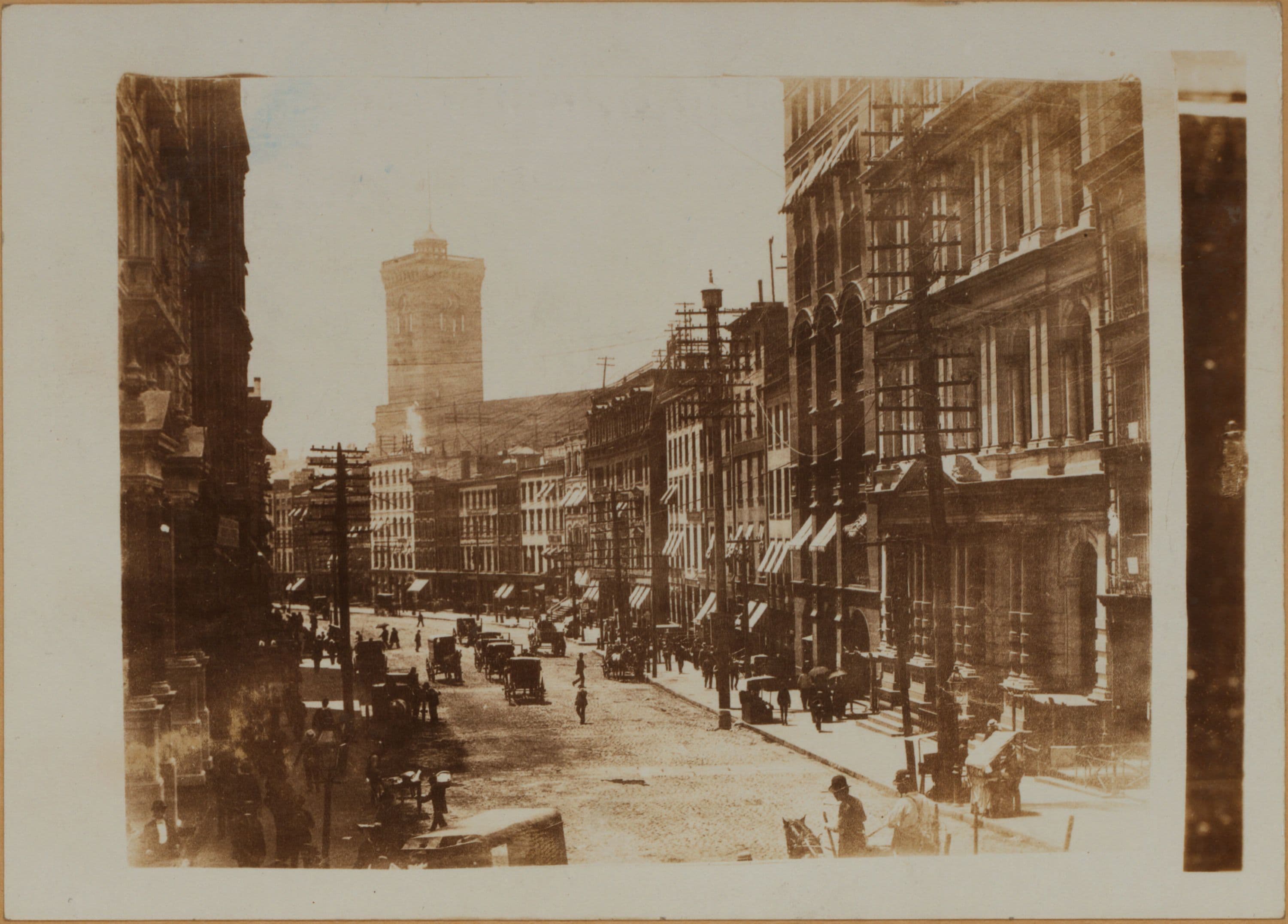 Manhattan: Broad Street - Wall Street