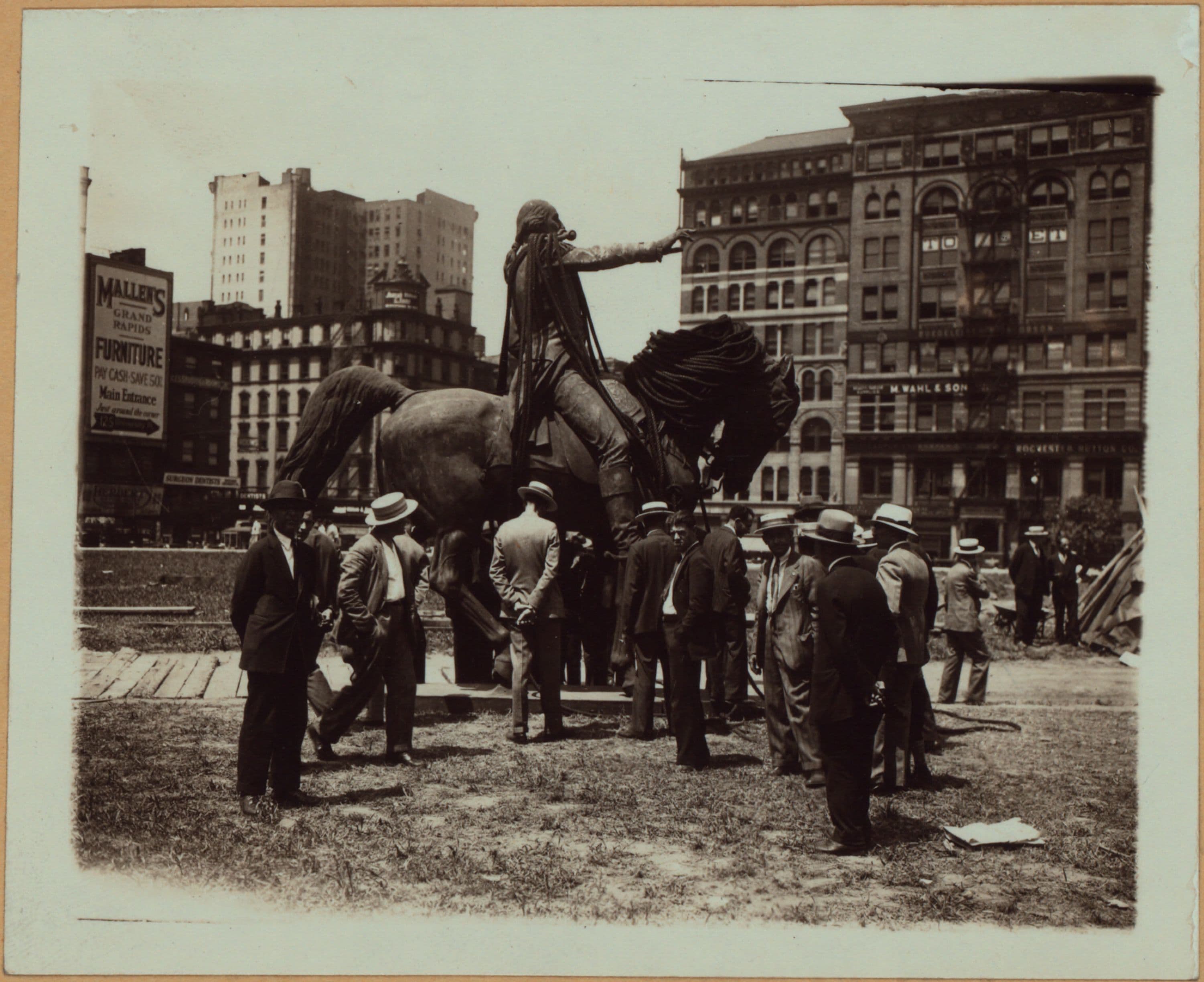 Manhattan: Union Square - George Washington Statue.