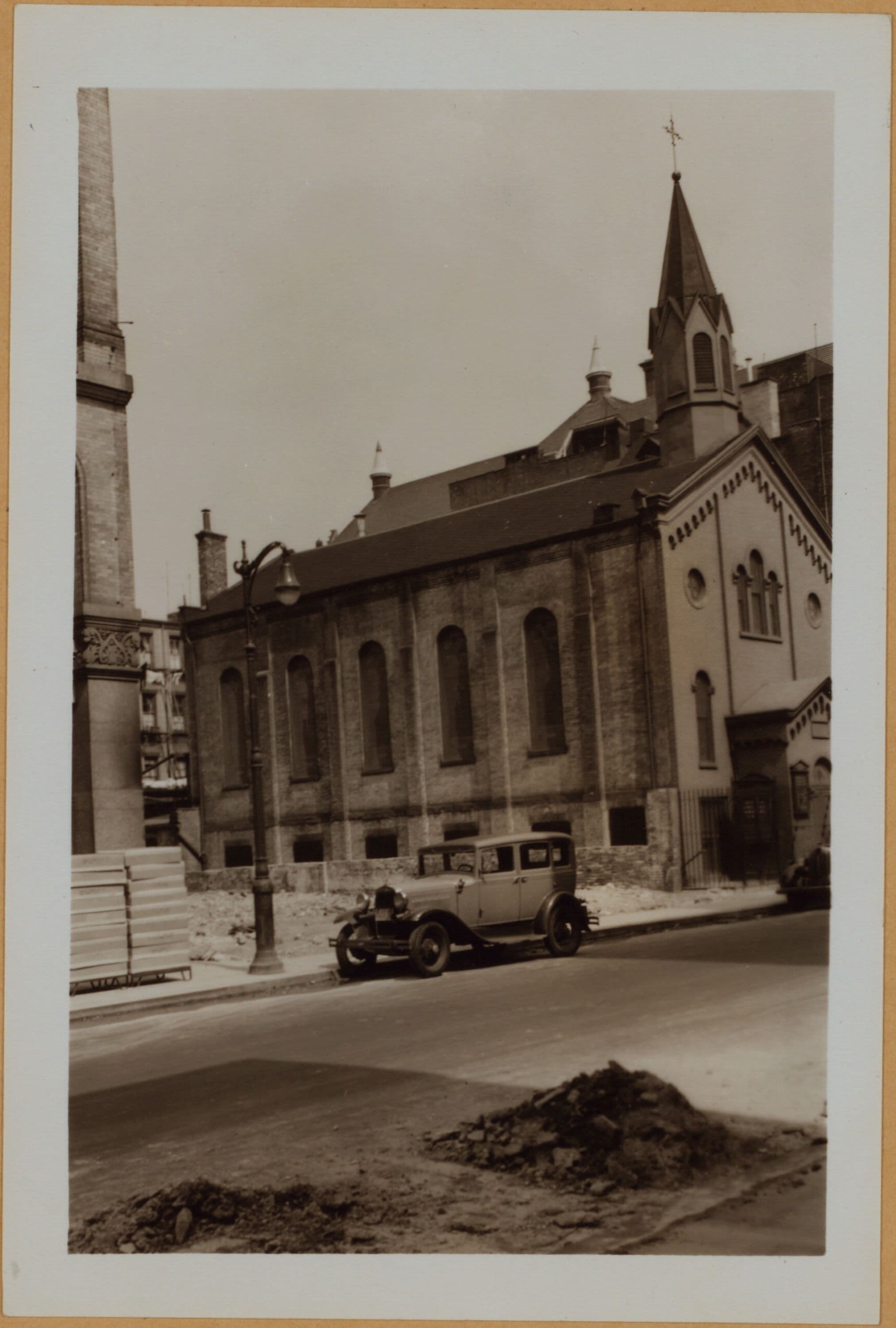 Manhattan: 119th Street (East) - 2nd Avenue