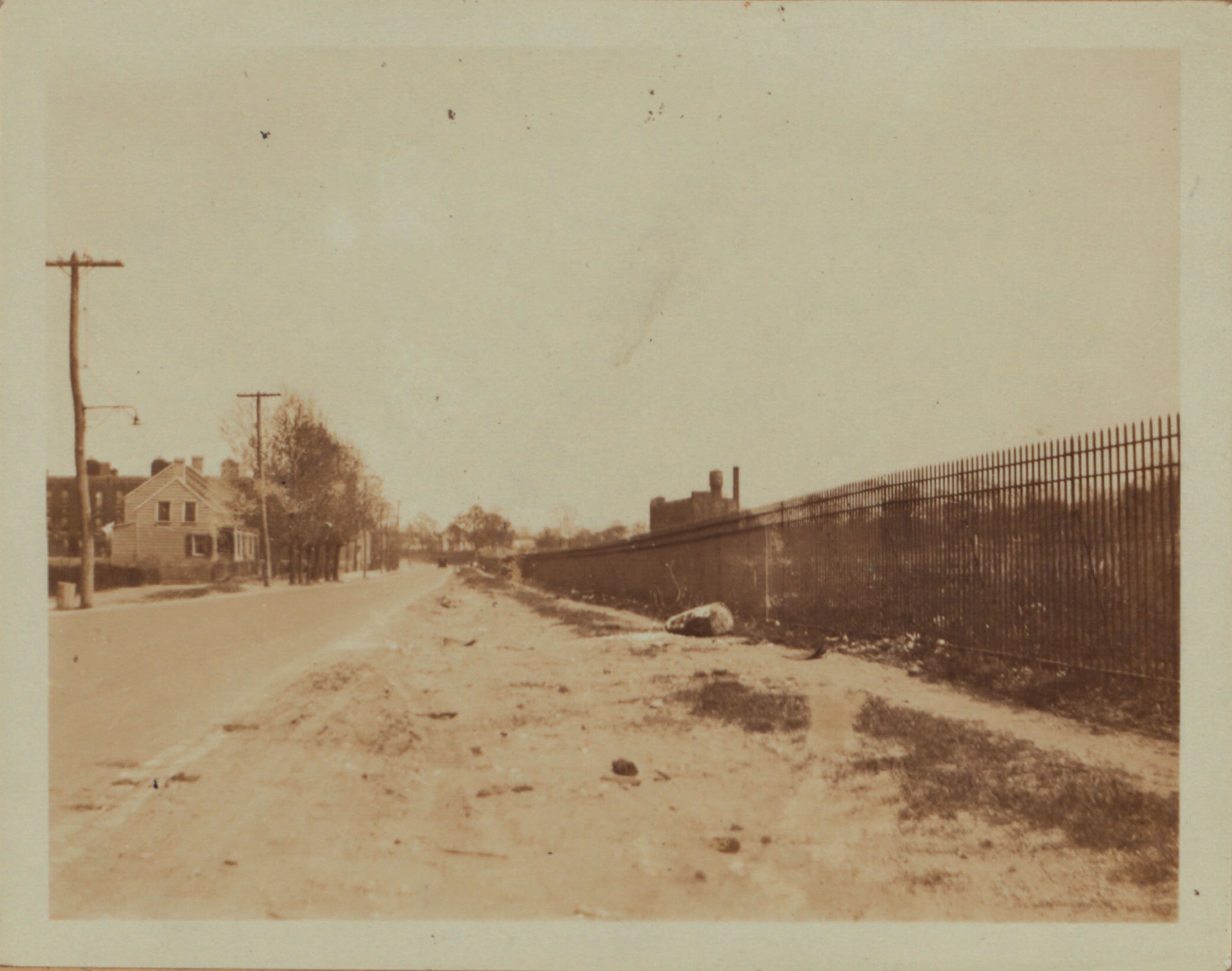 Queens: Cooper Avenue - 66th Place