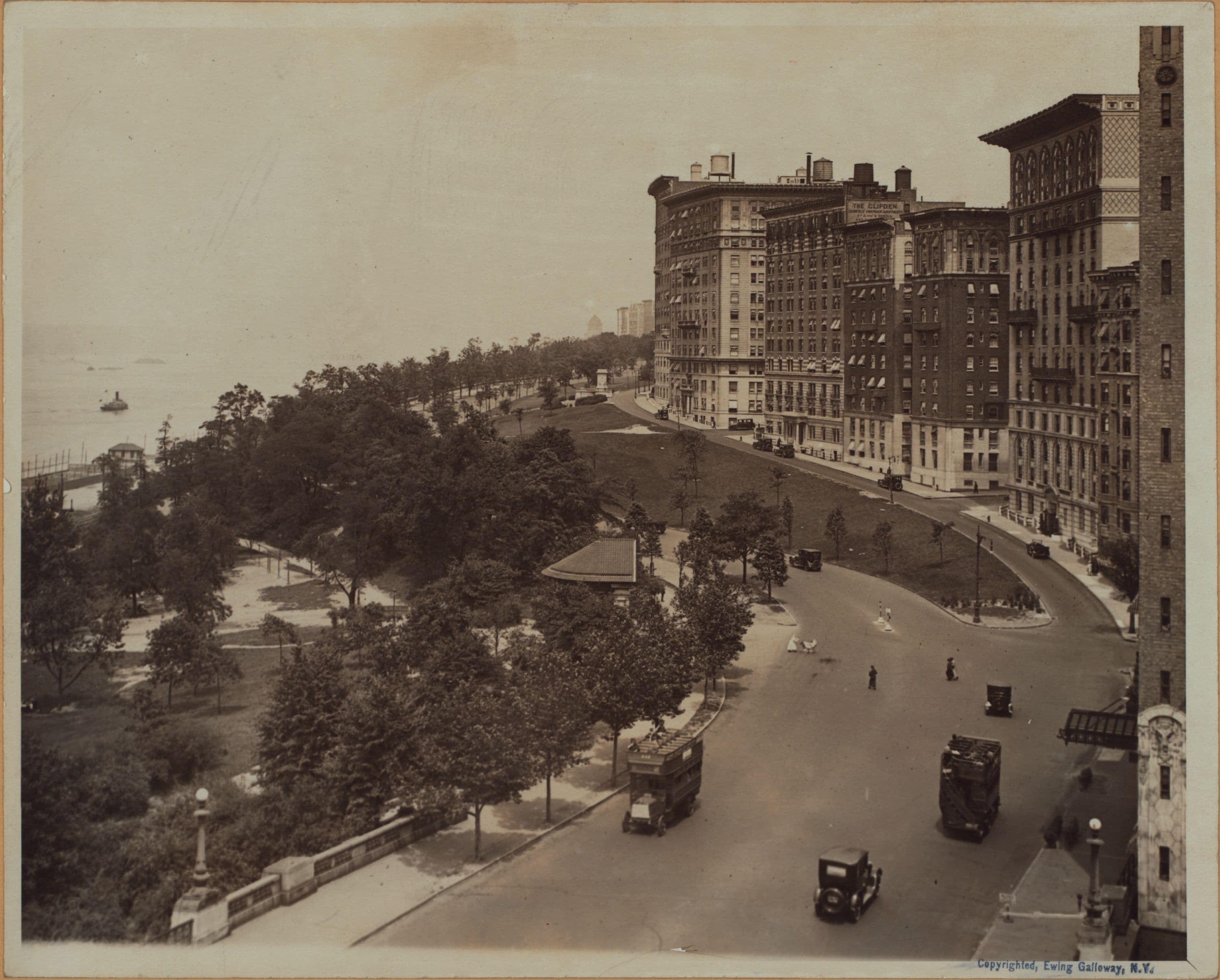 Manhattan: Riverside Drive - 96th Street