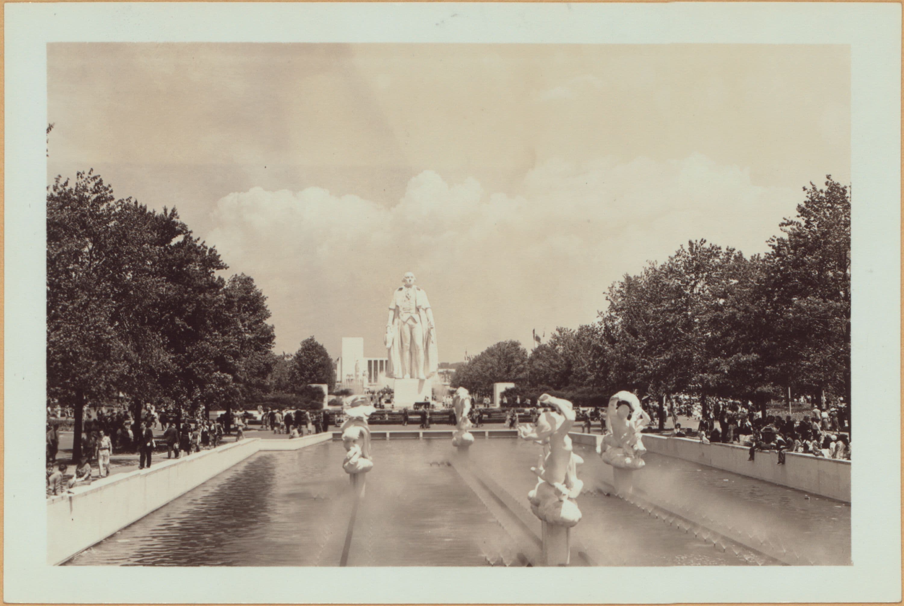 Queens: Flushing Meadow Park - [New York World's Fair of 1939-40.]