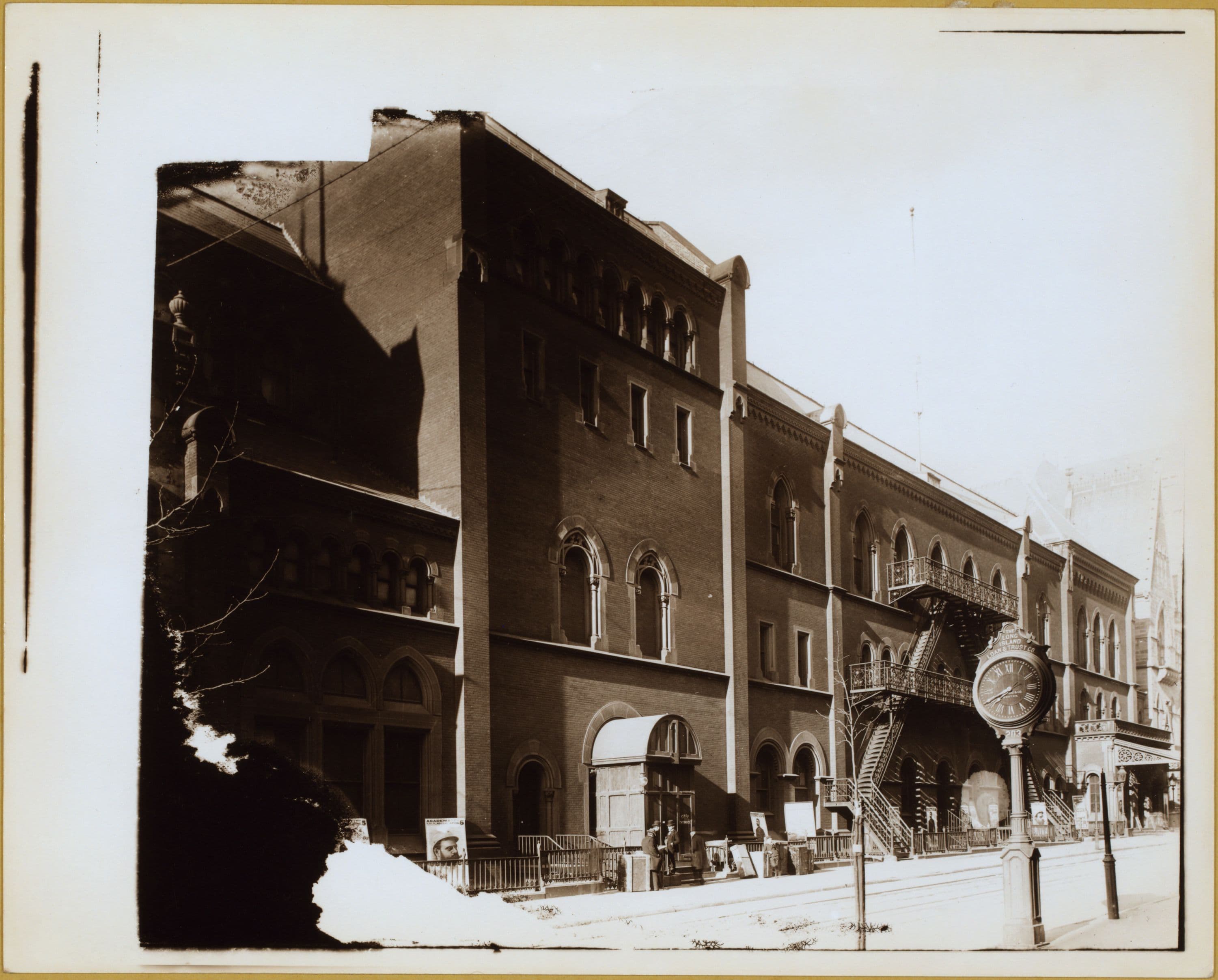 Brooklyn: Montague Street - Court Street