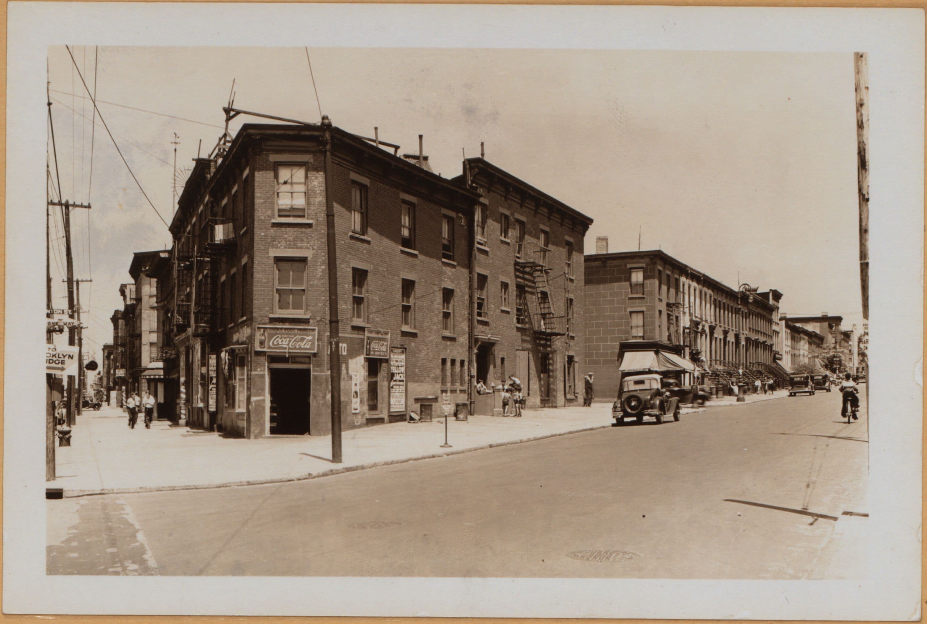 Brooklyn: Clinton Street - Hamilton Avenue