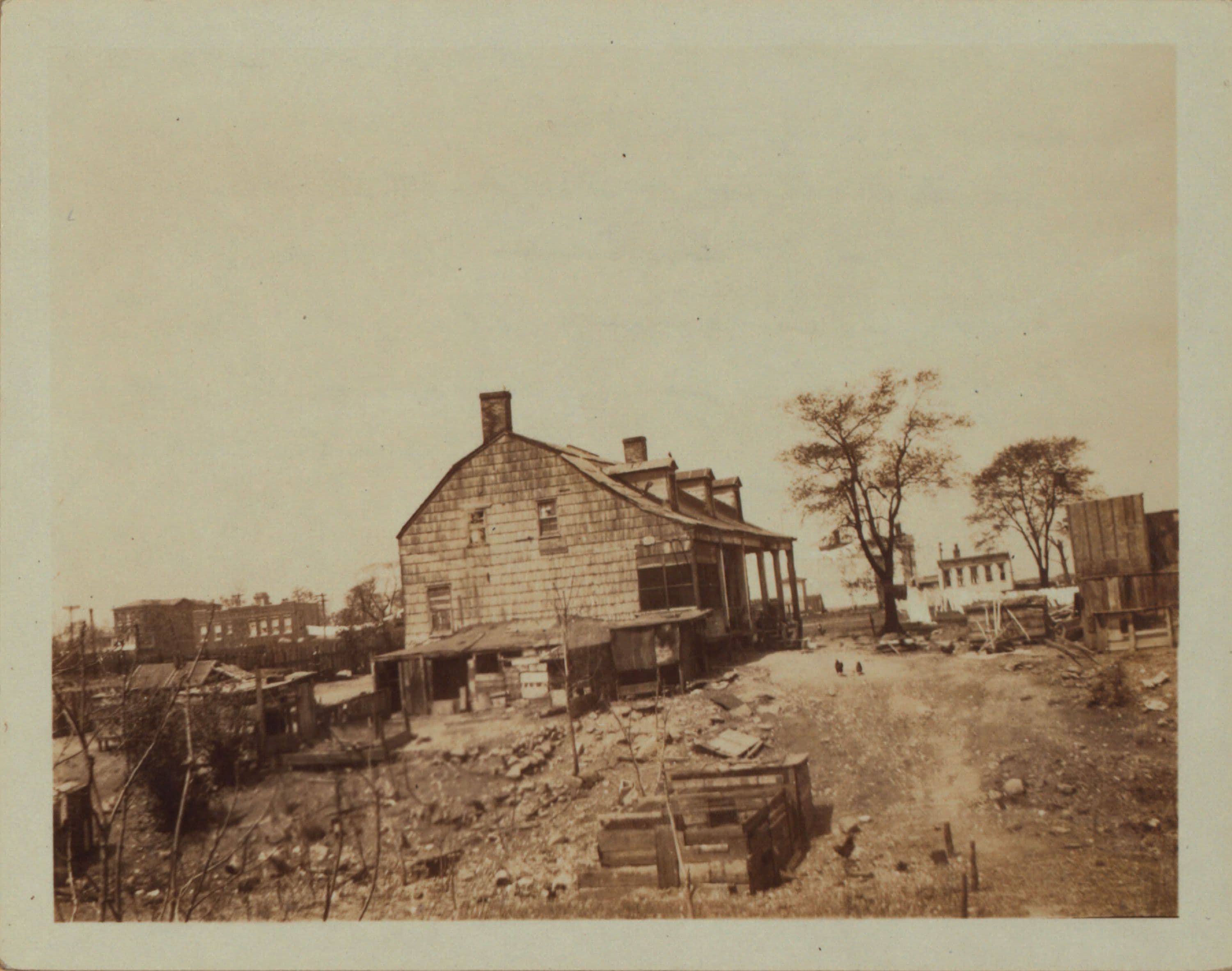 Queens: 31st Street - 20th Road