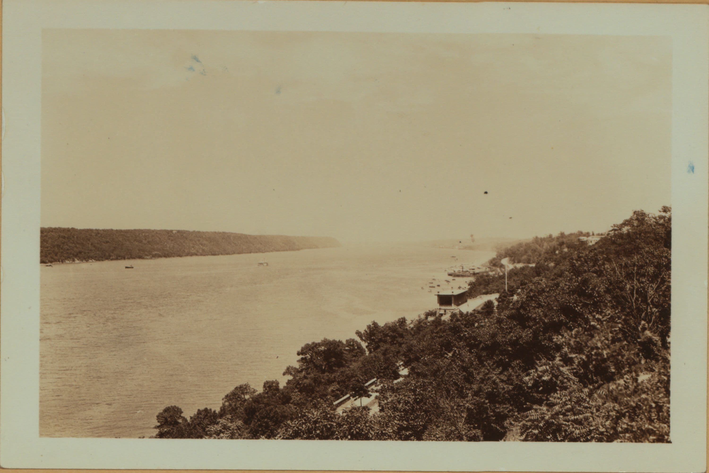 North (Hudson) River - Shore and skyline - Manhattan - George Washington Bridge - [Dyckman Street ferry.]