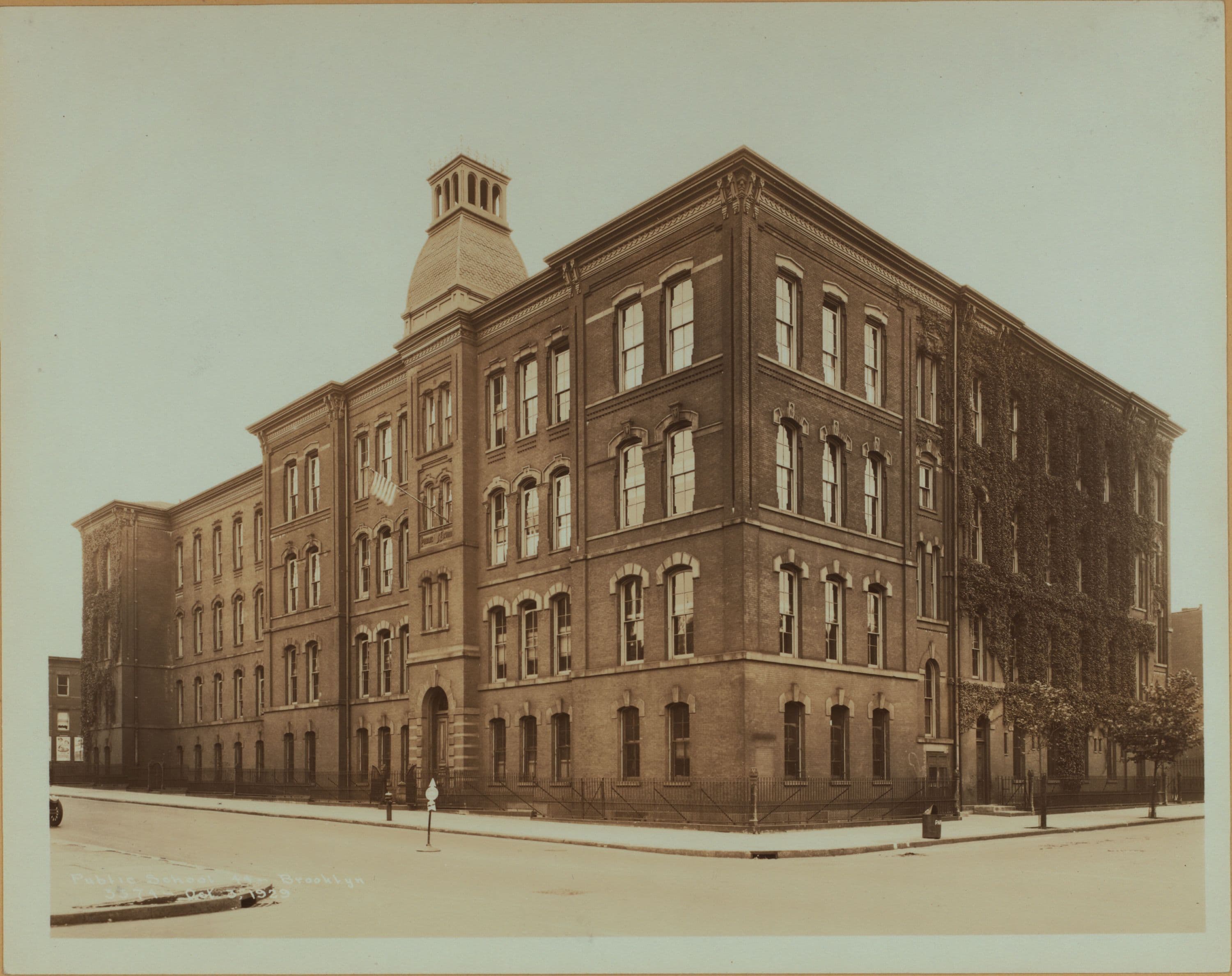 Brooklyn: Throop Avenue - Putnam Avenue