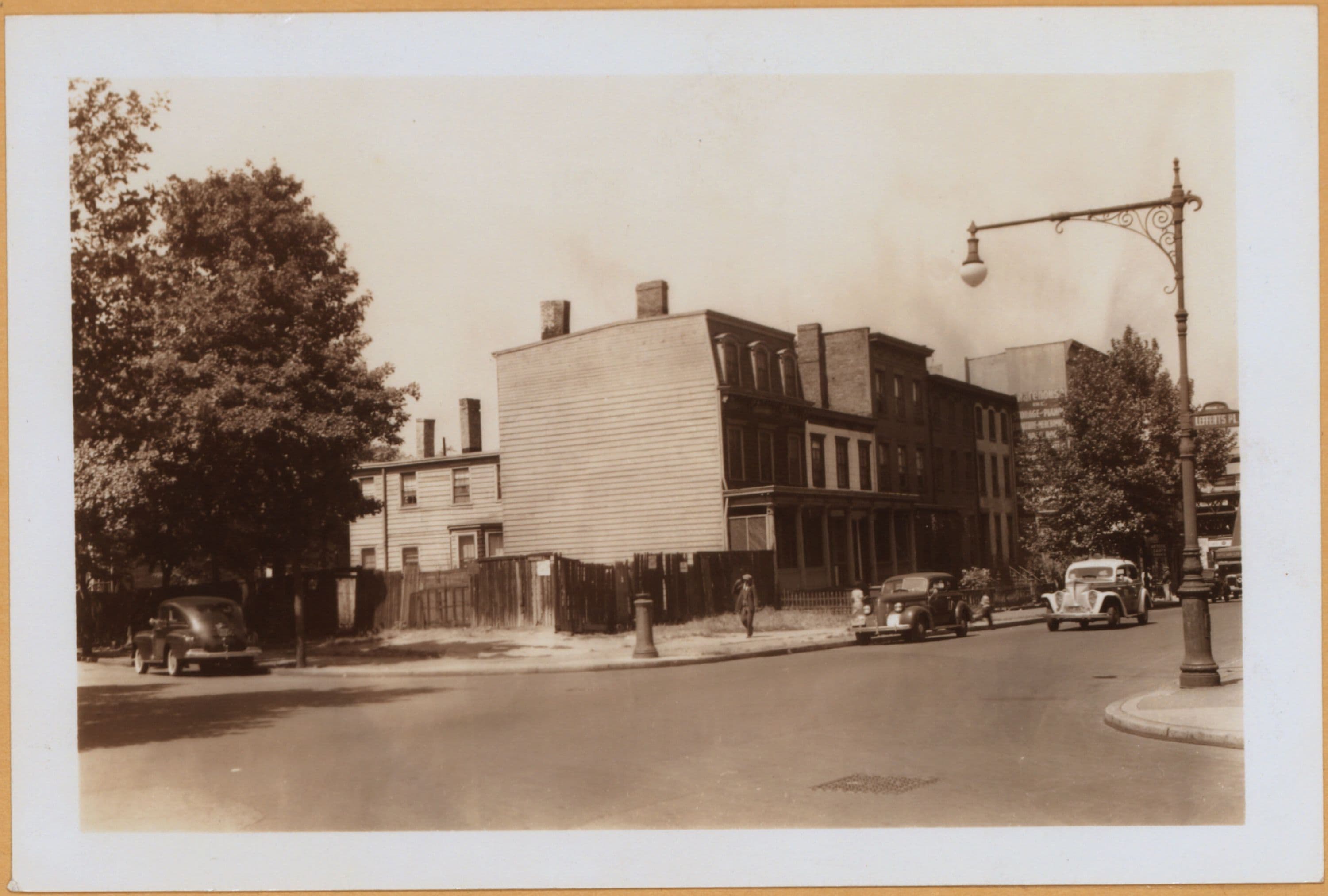 Brooklyn: Grand Avenue - Lefferts Place
