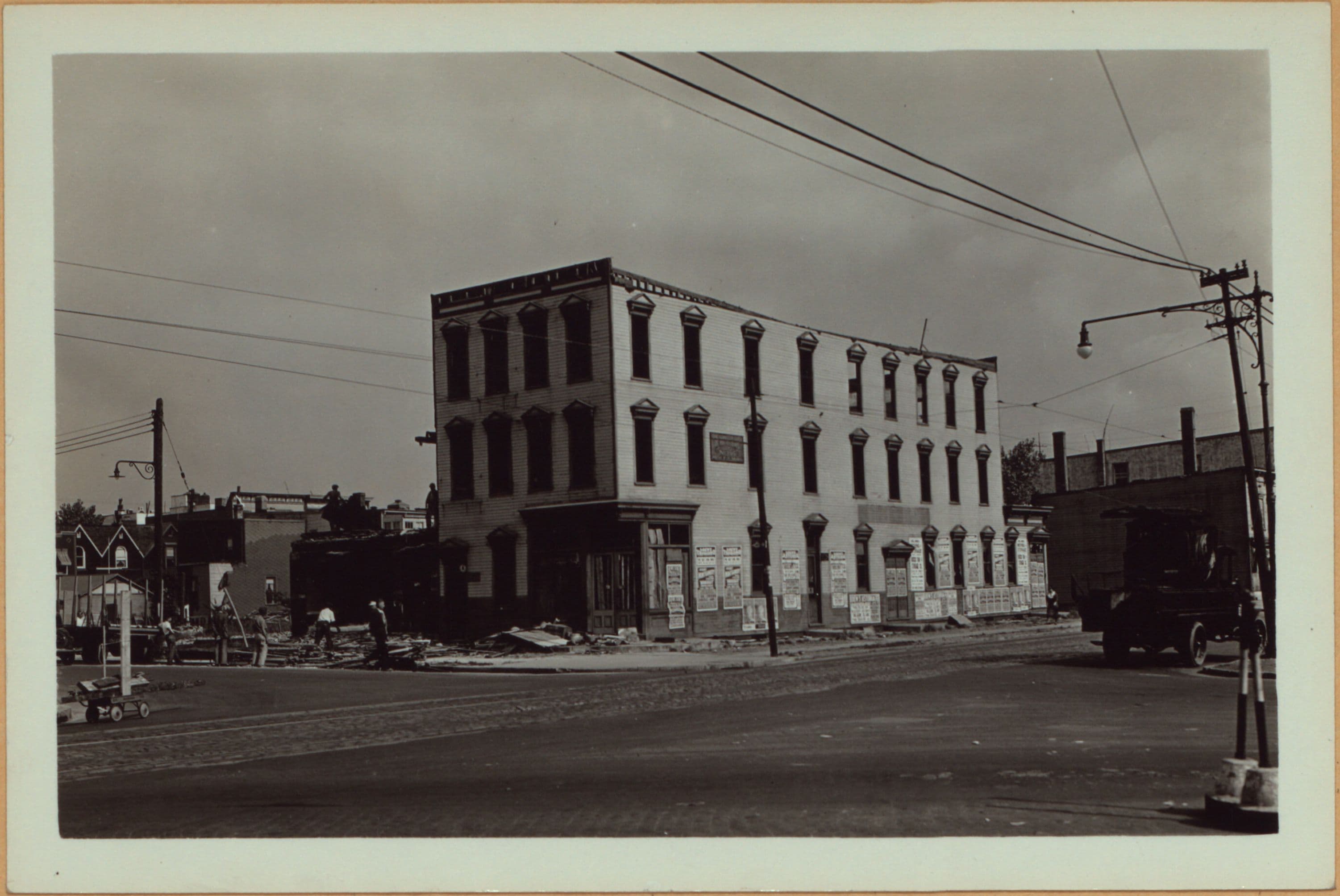 Queens: Steinway Street - 24th Avenue