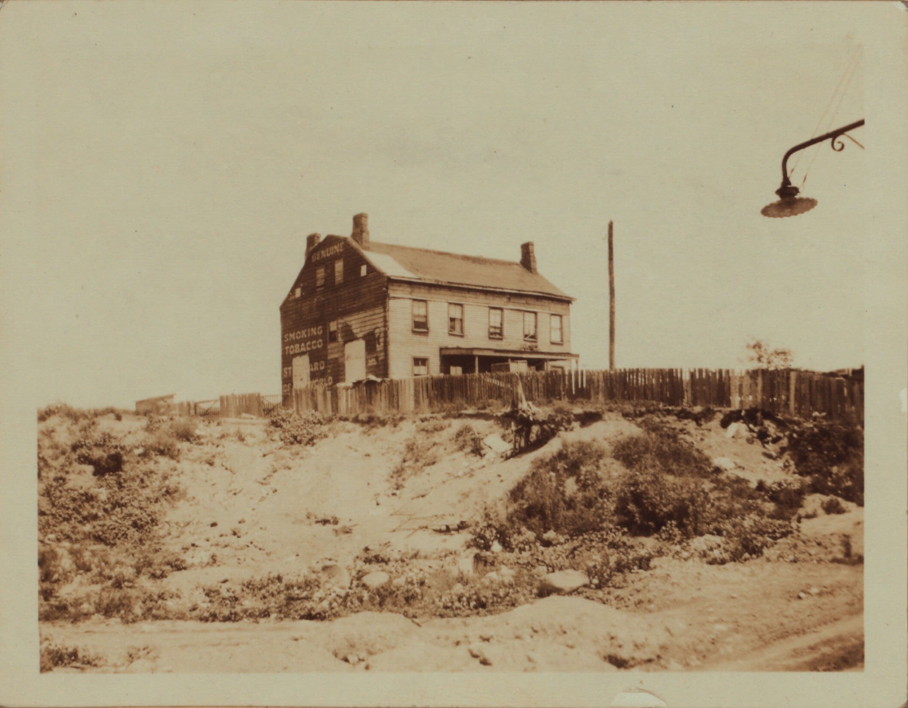 Queens: 57th Avenue - 58th Street