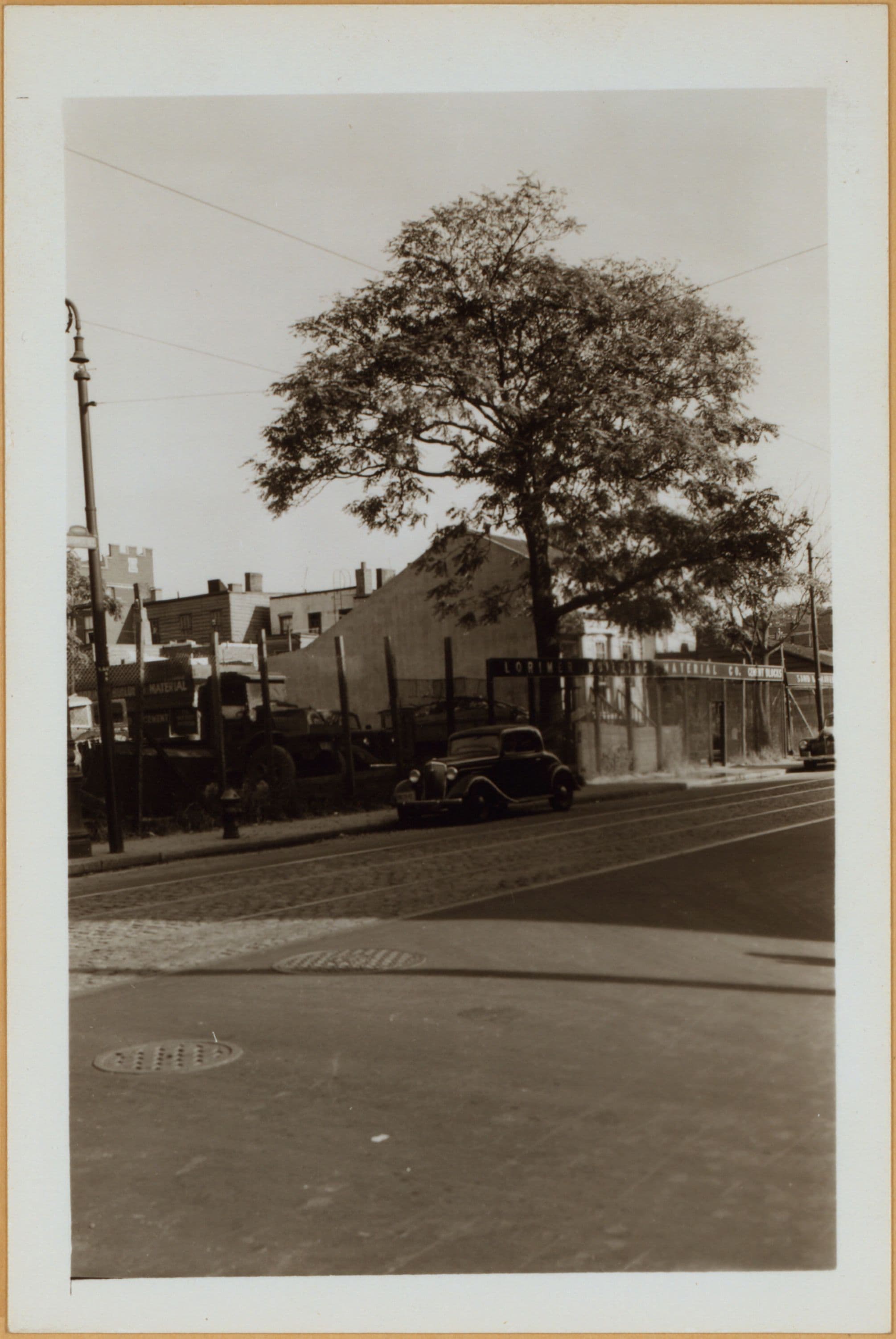 Brooklyn: Lorimer Street - Powers Street