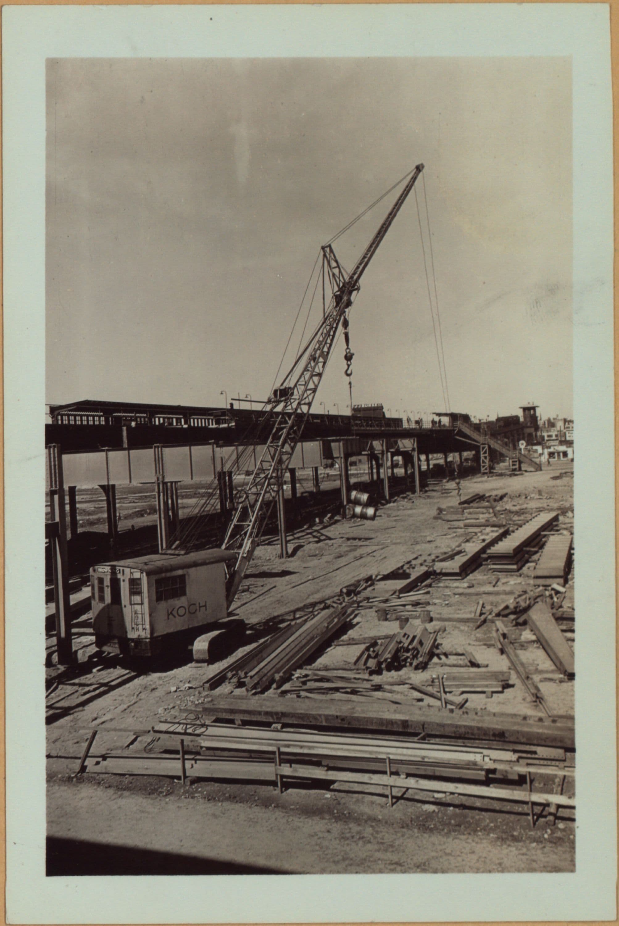 Queens: Roosevelt Avenue - Grand Central Parkway