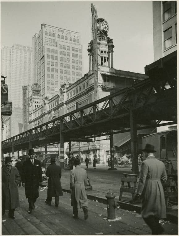 Sixth Avenue - 43rd Street - 44th Street, east side