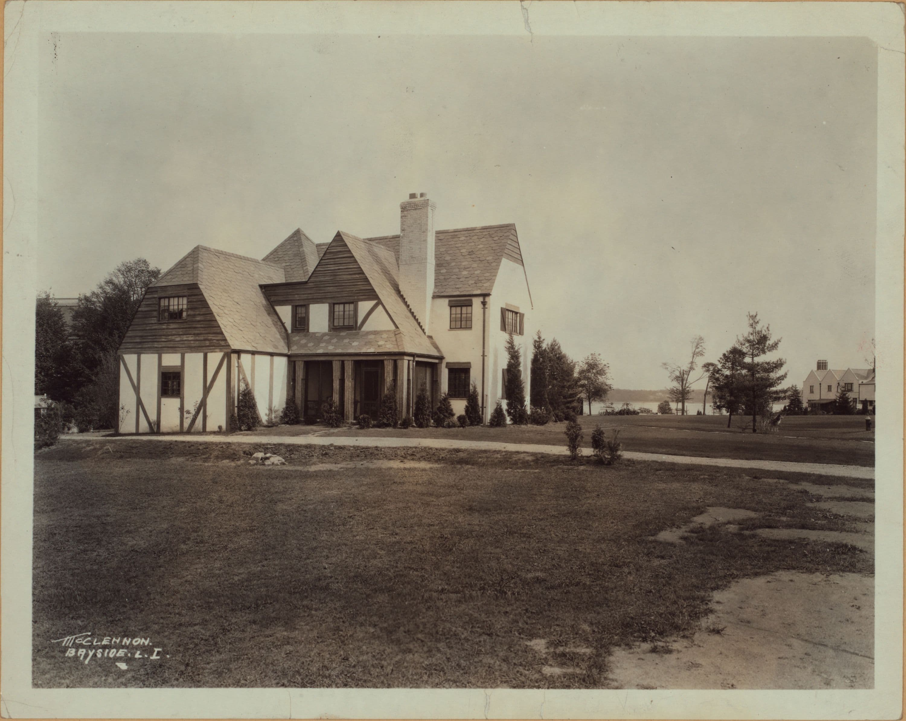 Queens: 26th Avenue - 215th Street