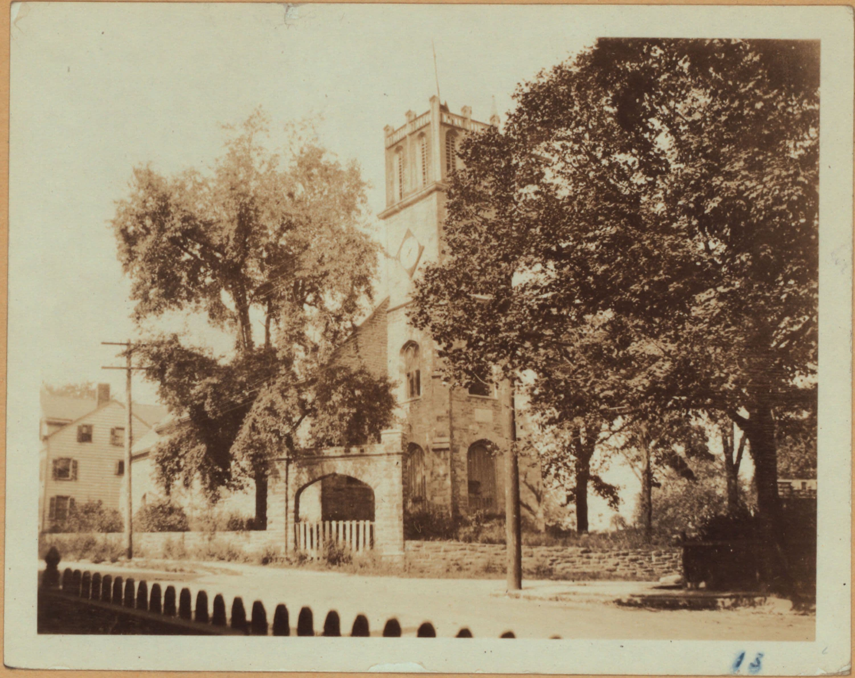 Queens: 37th Avenue - Prince Street