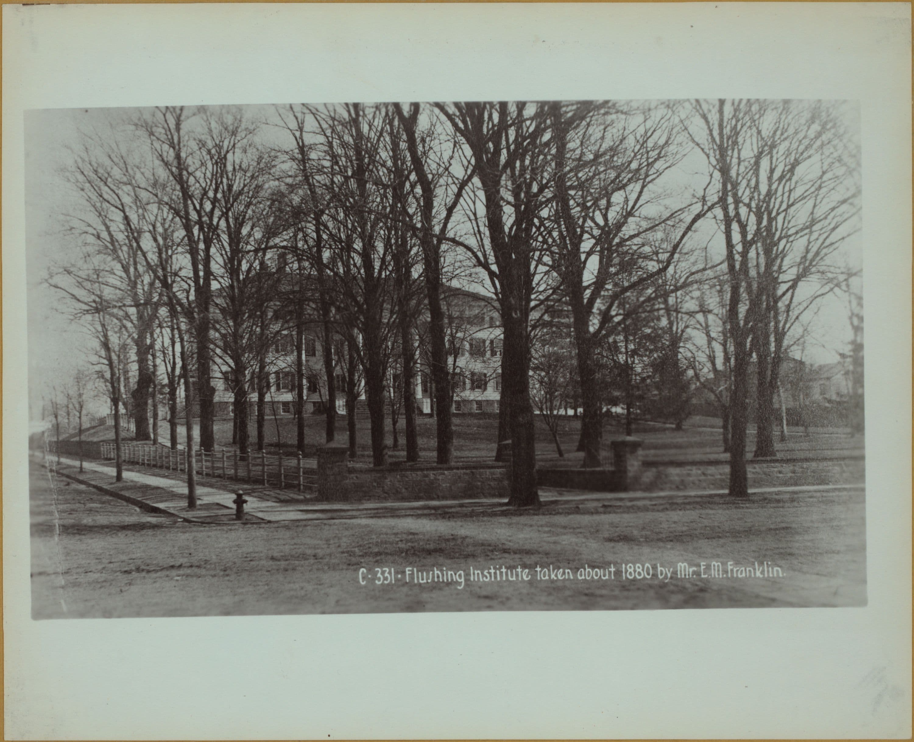 Queens: 40th Avenue - Main Street