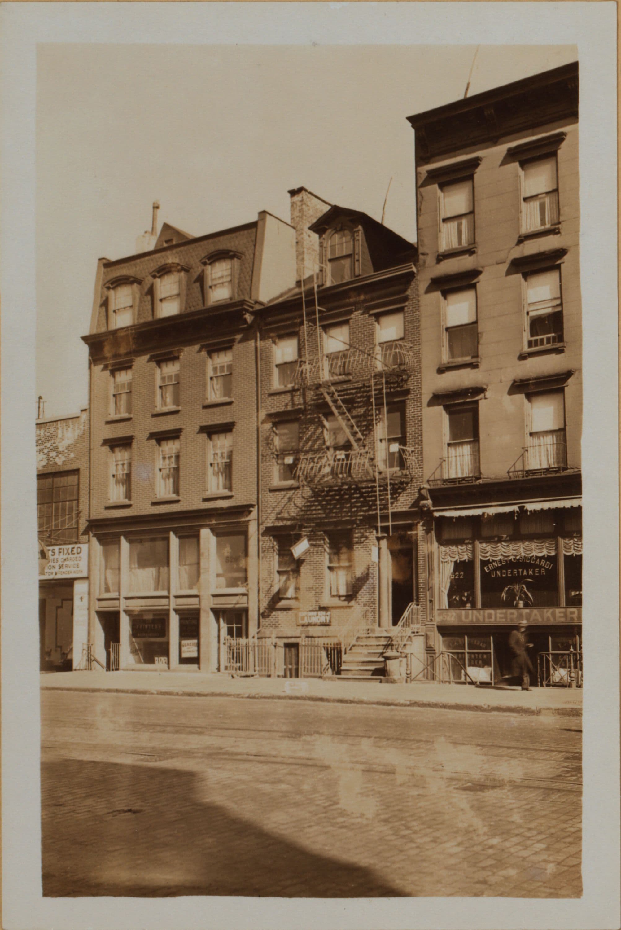 Manhattan: Hudson Street - 10th Street, 1932