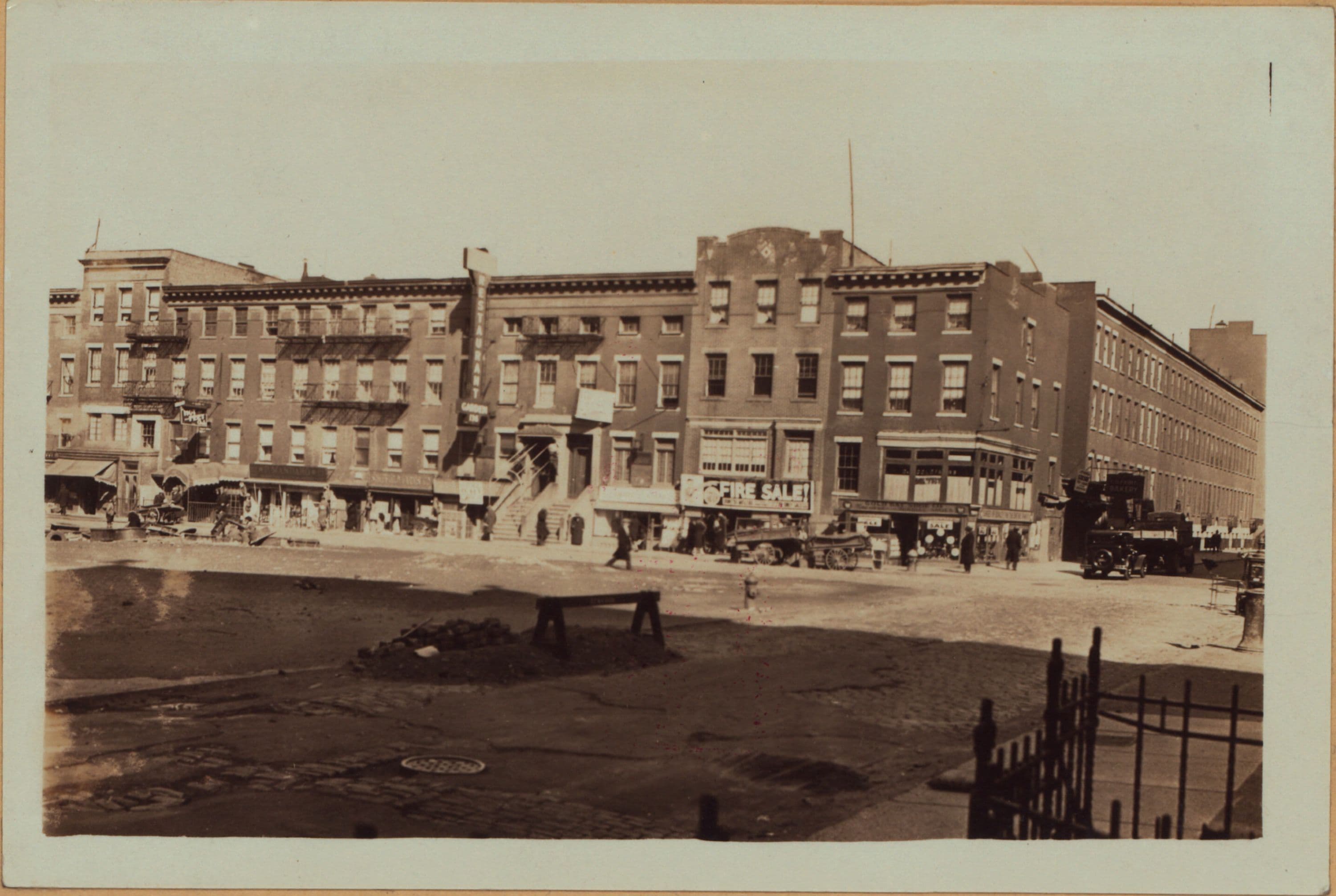 Manhattan: Houston Street (West) - Sullivan Street.