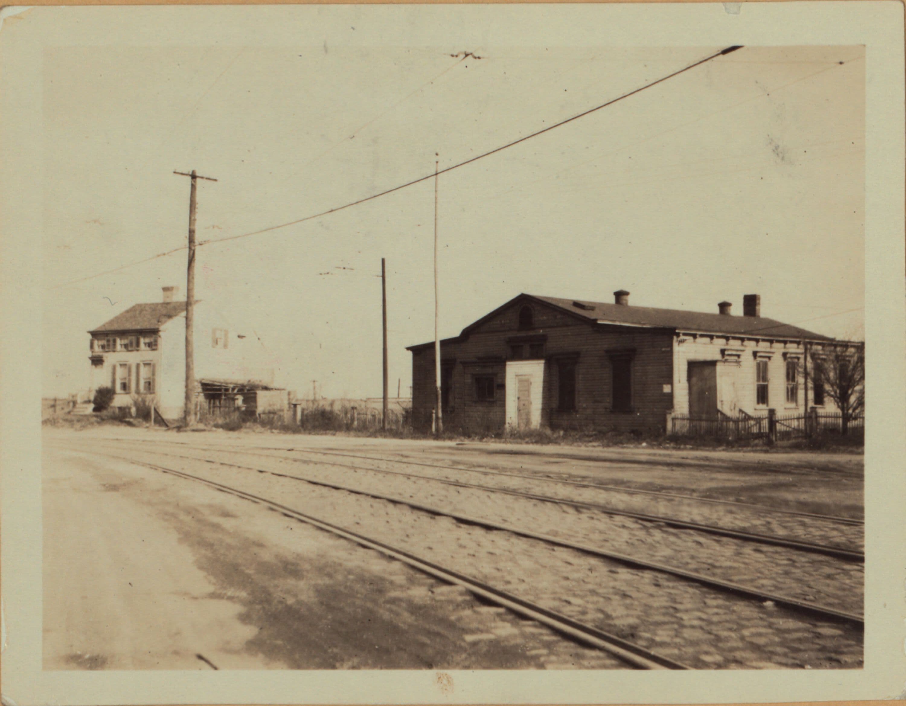 Queens: 69th Street - Juniper Valley Road