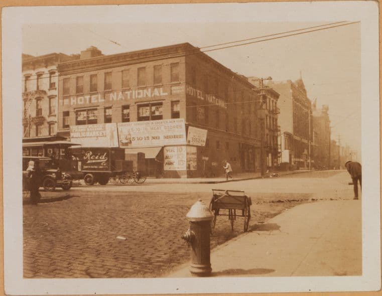 Brooklyn: Dupont Street - Manhattan Avenue