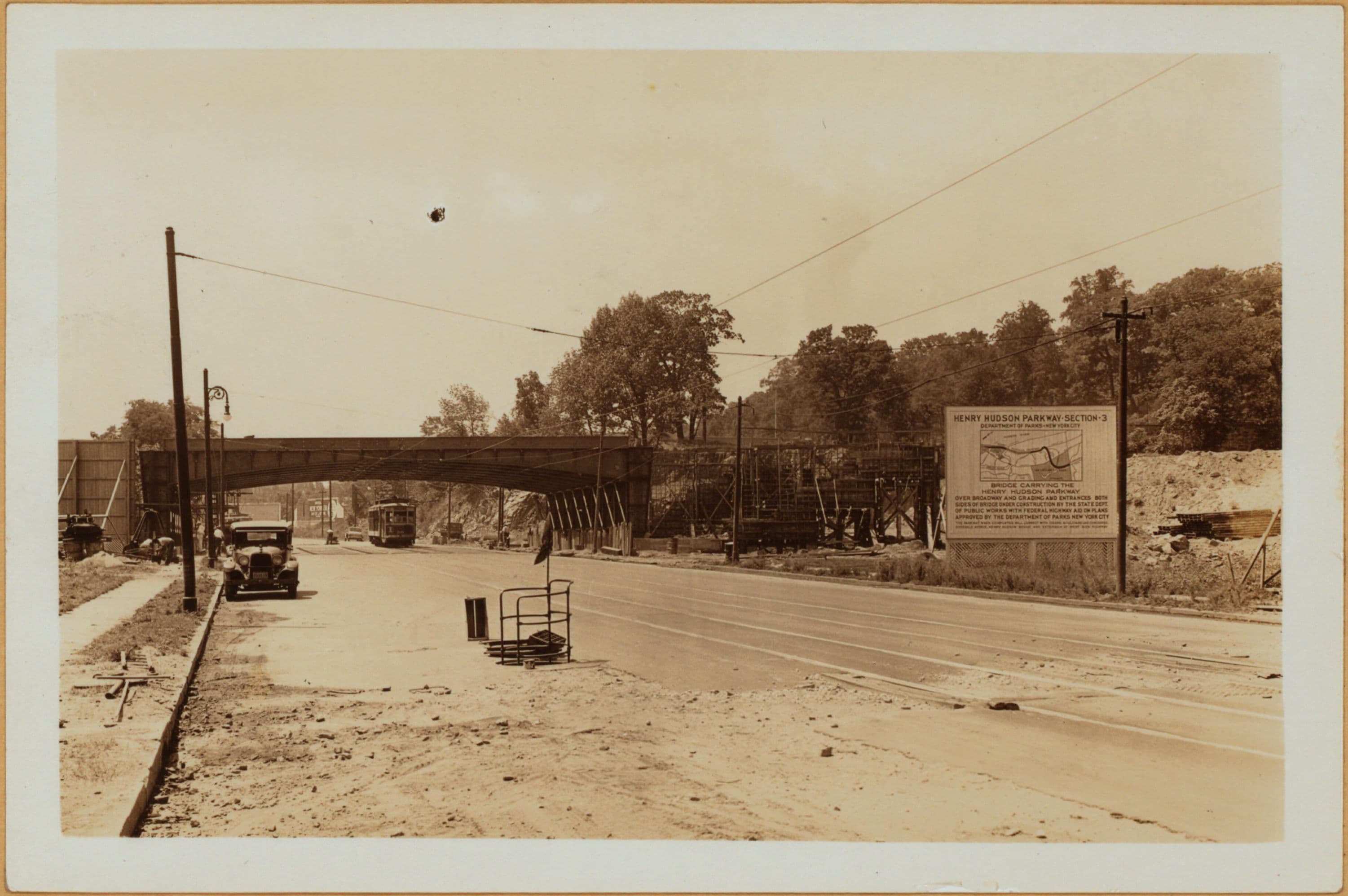 Bronx: Broadway - Targee Street