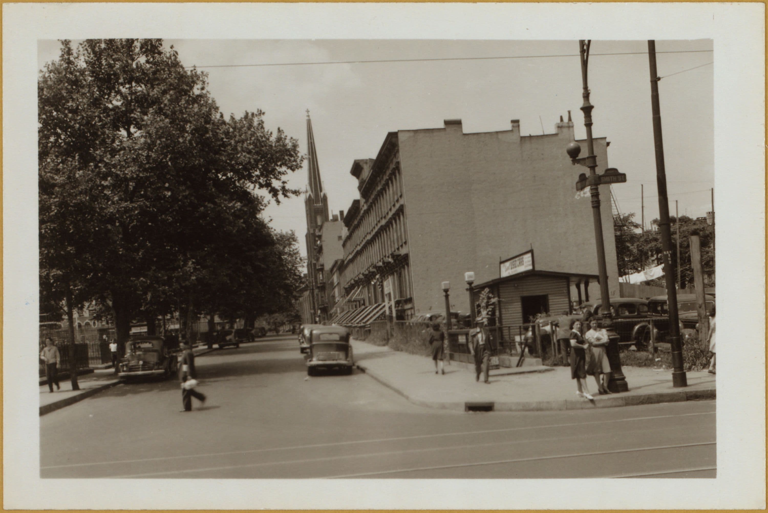 Brooklyn: President Street - Smith Street