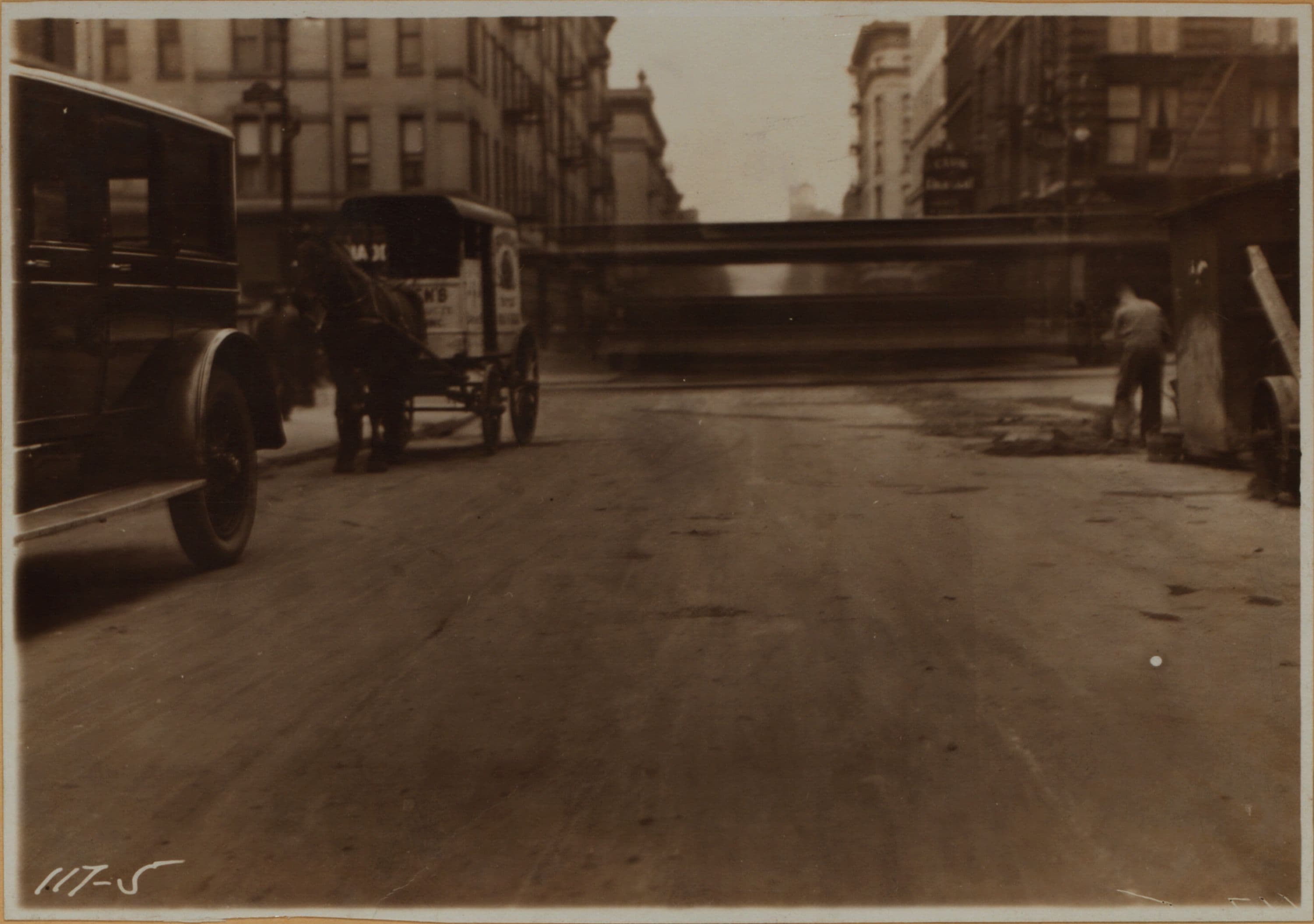 Manhattan: 52nd Street - Broadway, 1921