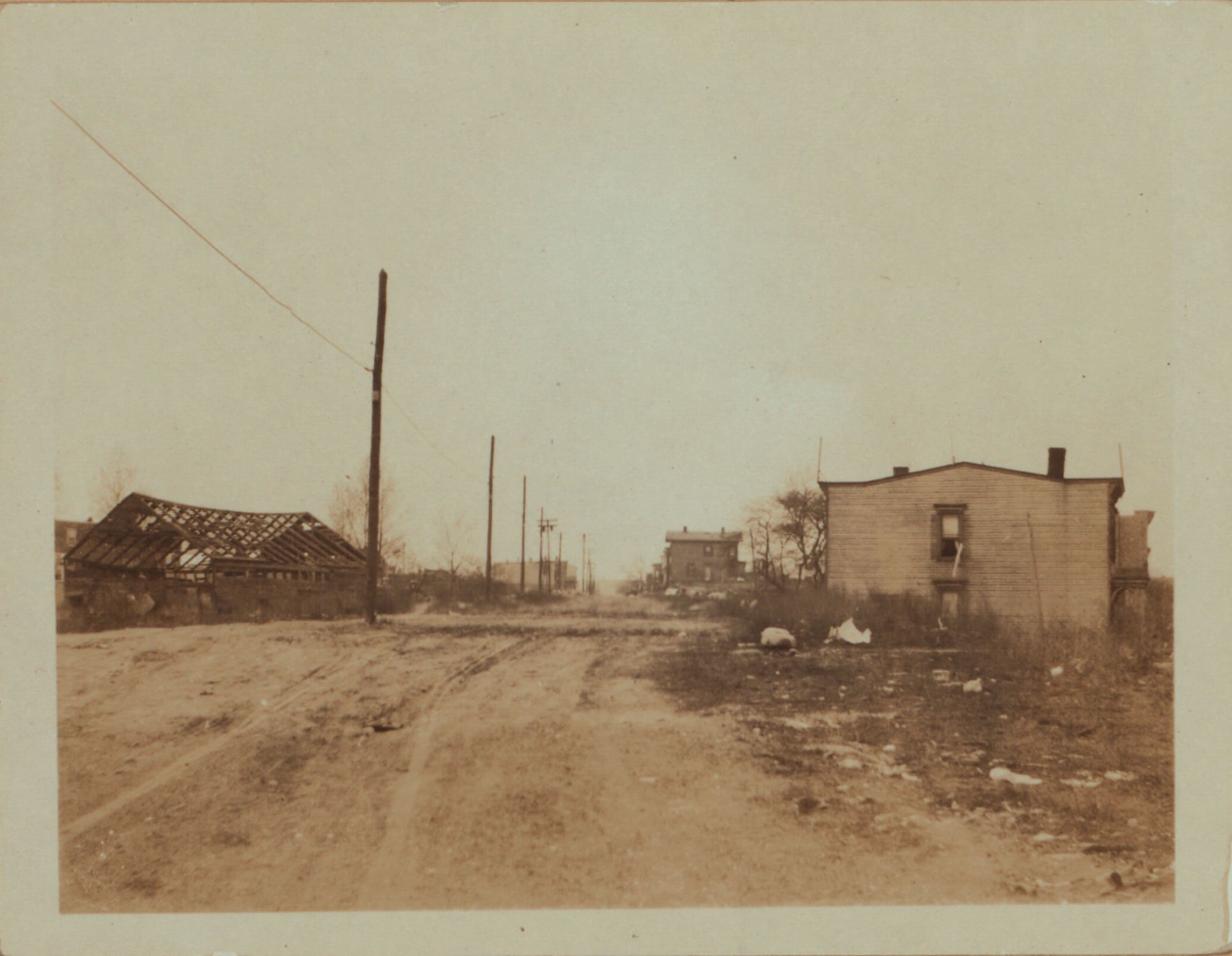 Queens: 46th Street - 30th Road