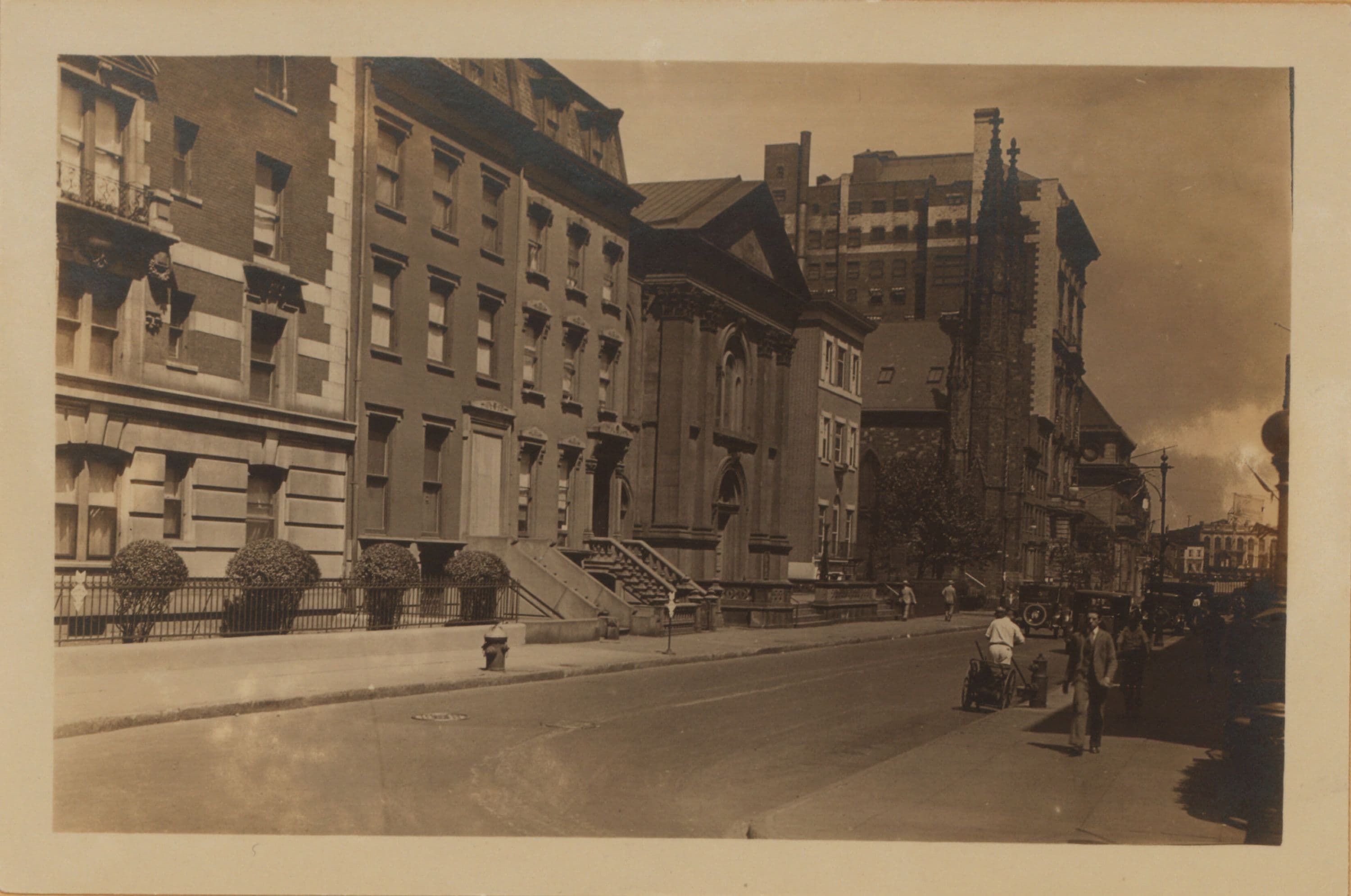 Brooklyn: Pierrepont Street - Henry Street
