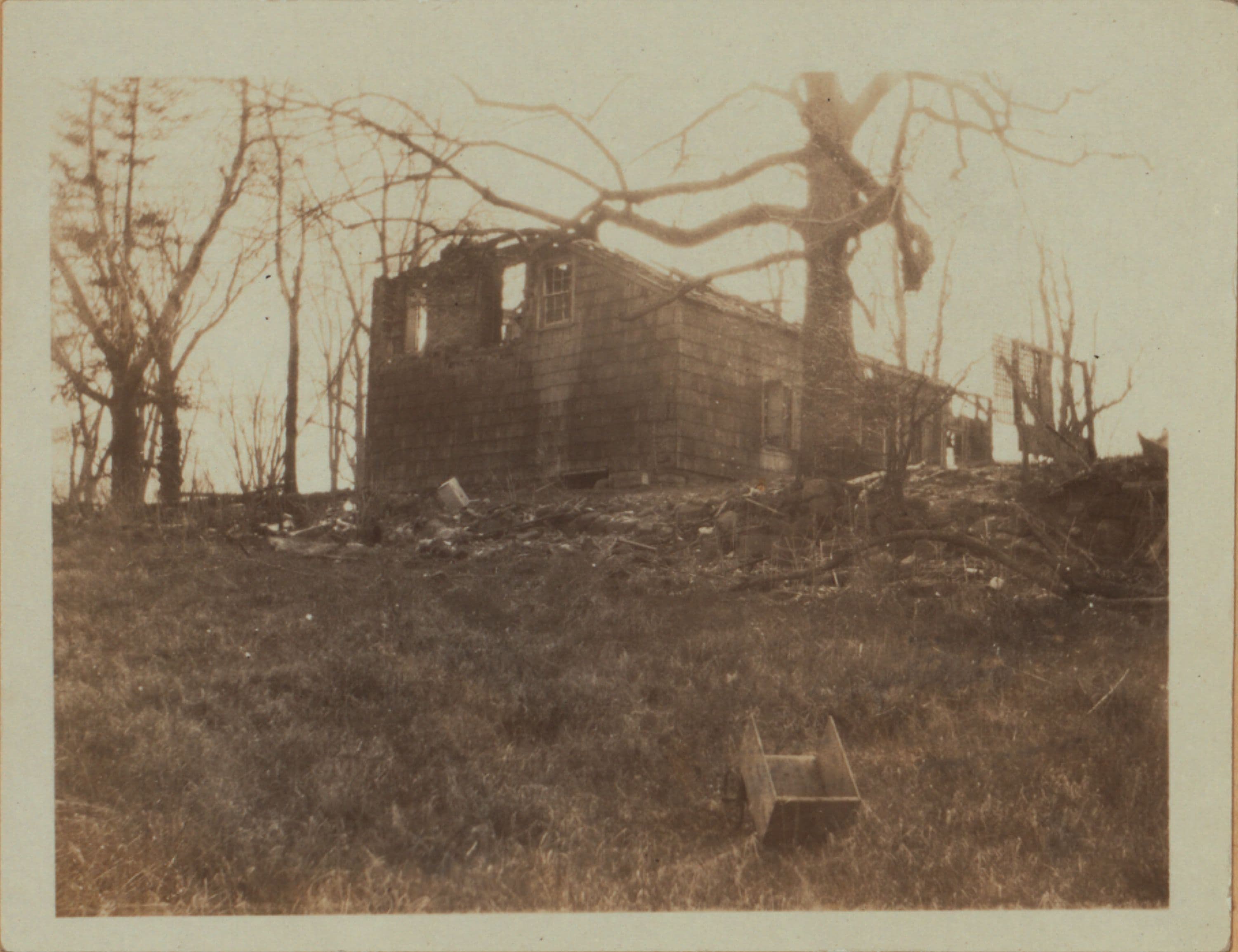 Queens: Bayside Avenue - Strang Avenue